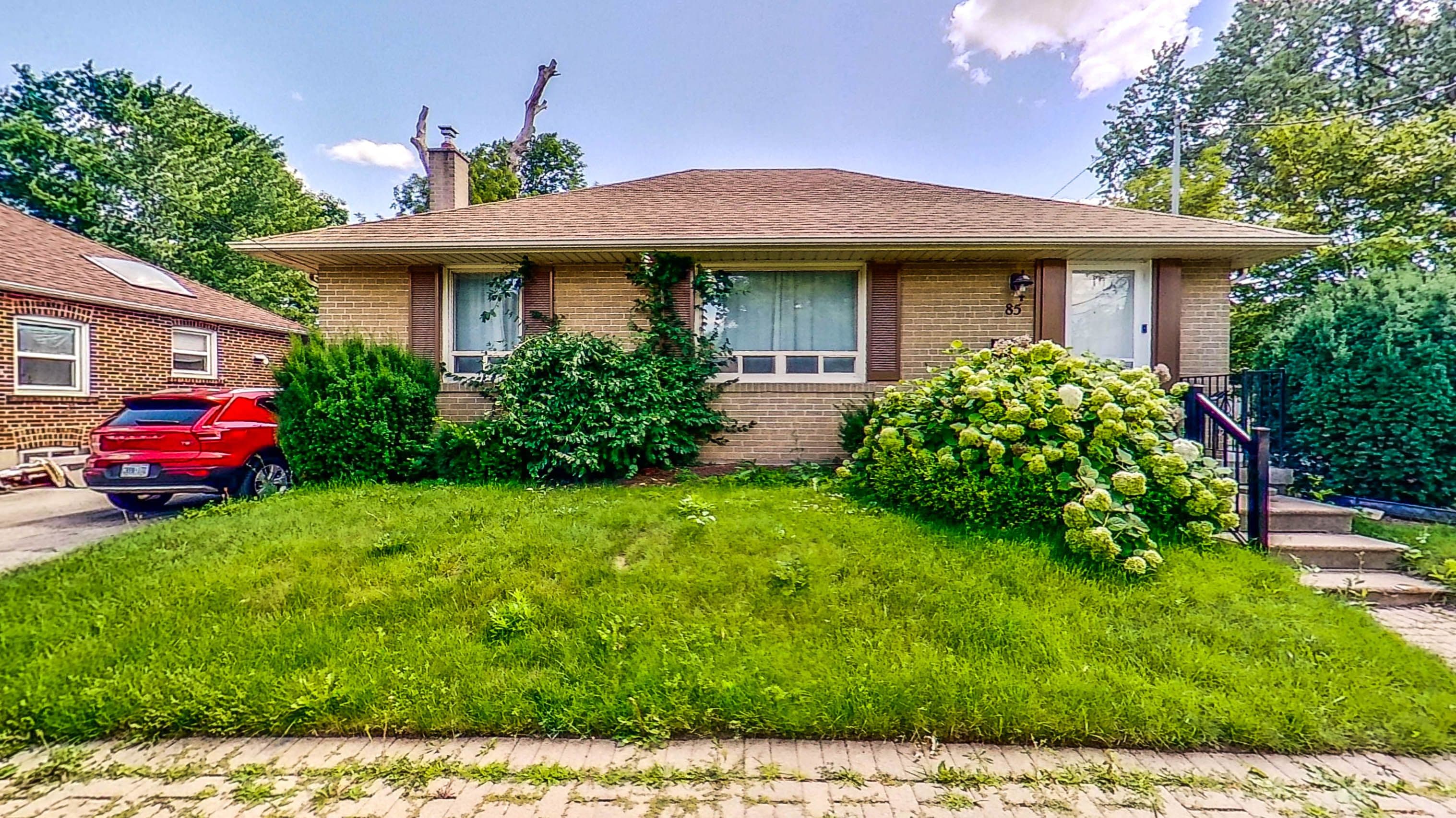 85 Churchill Avenue, Toronto C07, ON M2N 1Y8