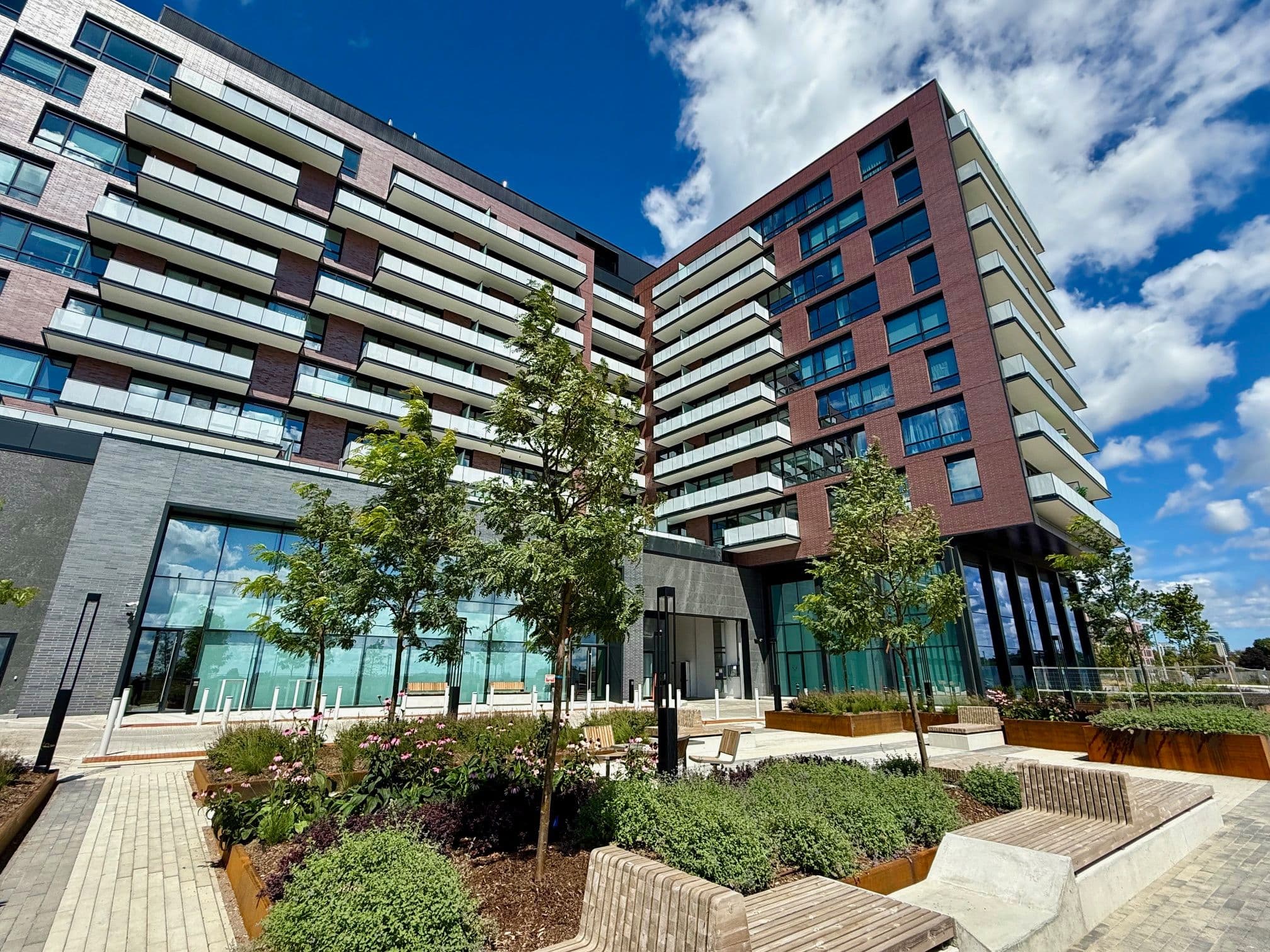 251 Masonry Way 515, Mississauga, ON L5H 0B3