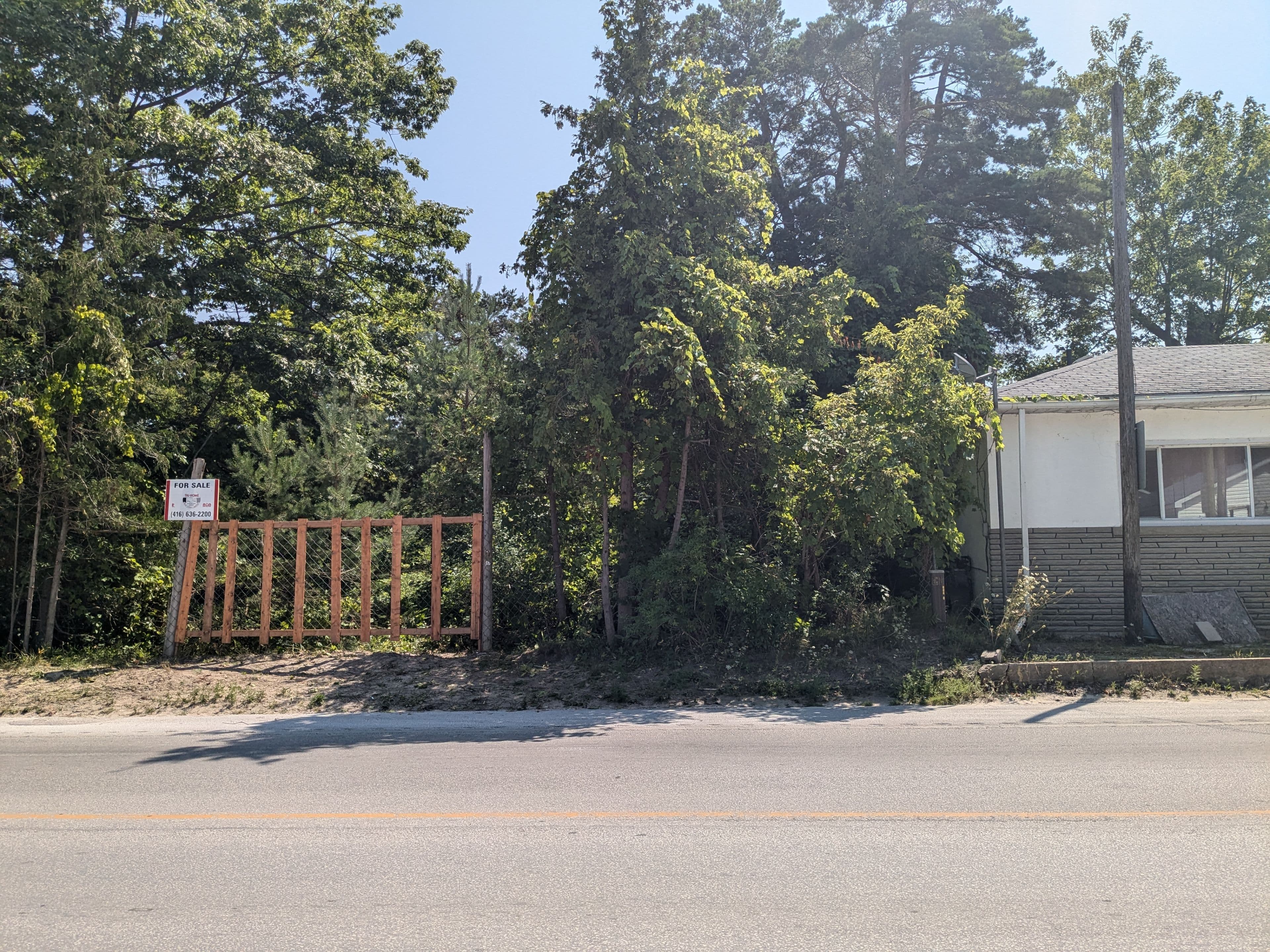 163 Mosley Street, Wasaga Beach, ON L9Z 2K1