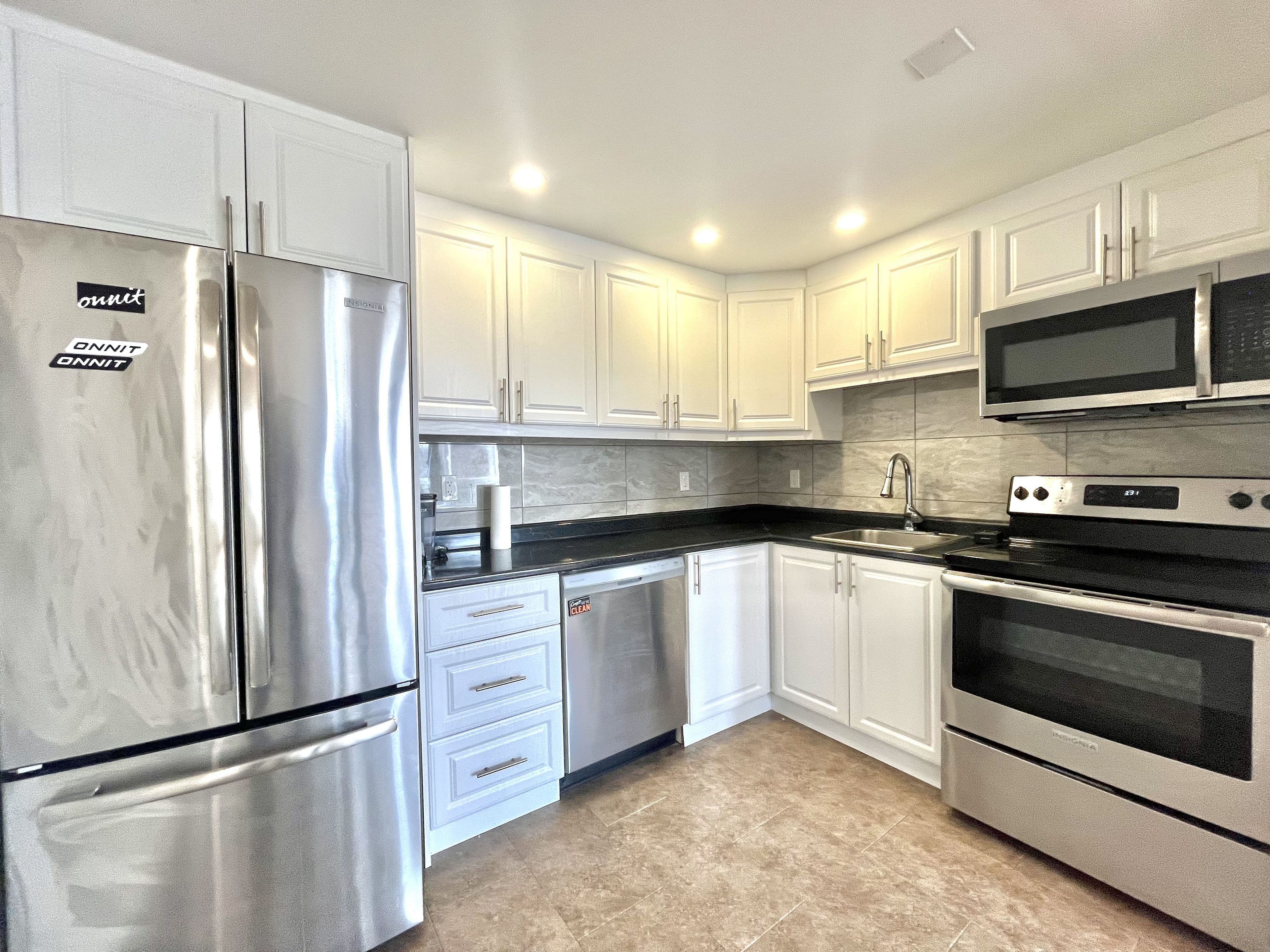 1288 Commissioners Road W 301, London South, ON N6K 1E1