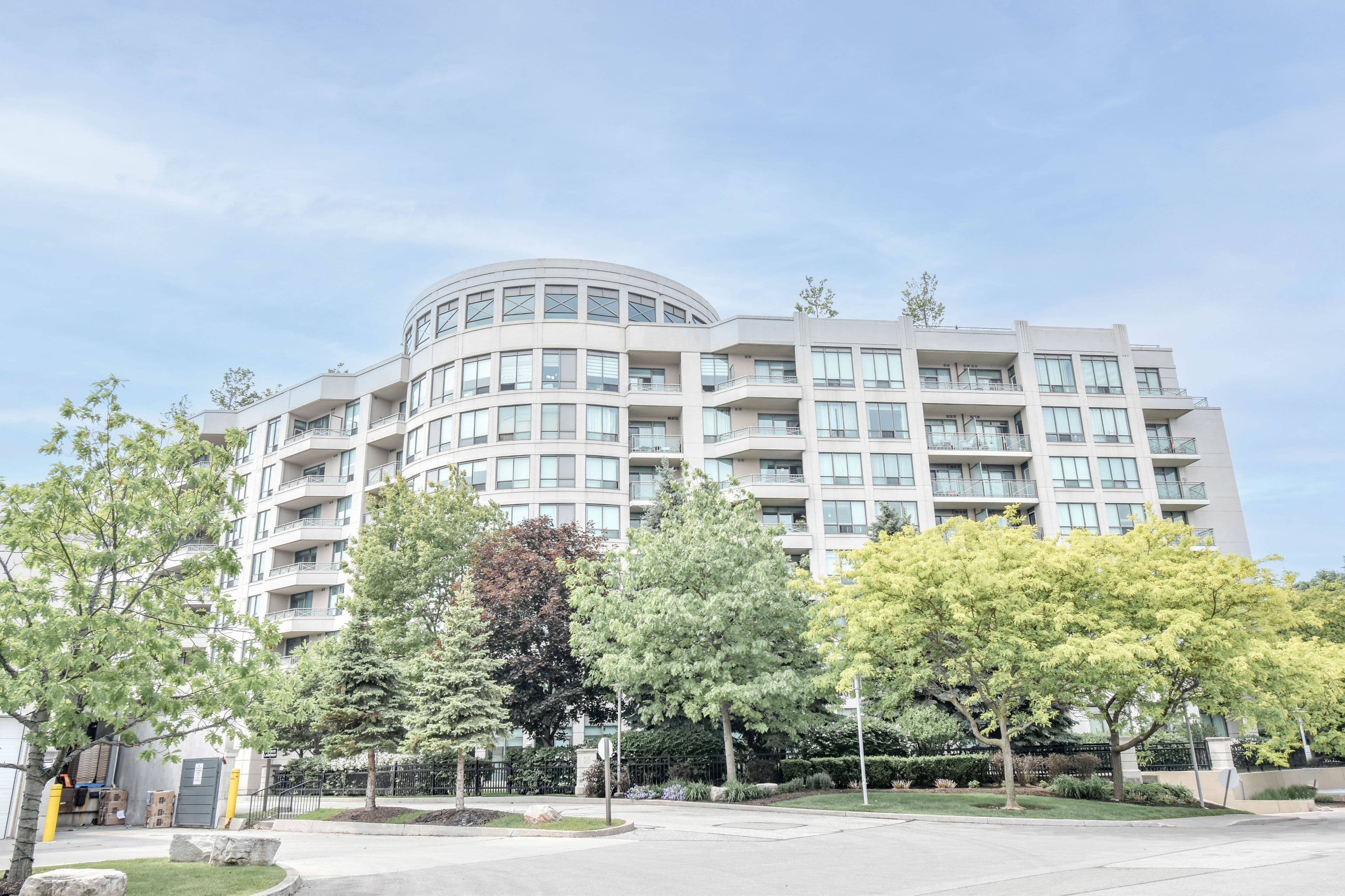 205 The Donway W N/A 702, Toronto C13, ON M3B 3S5