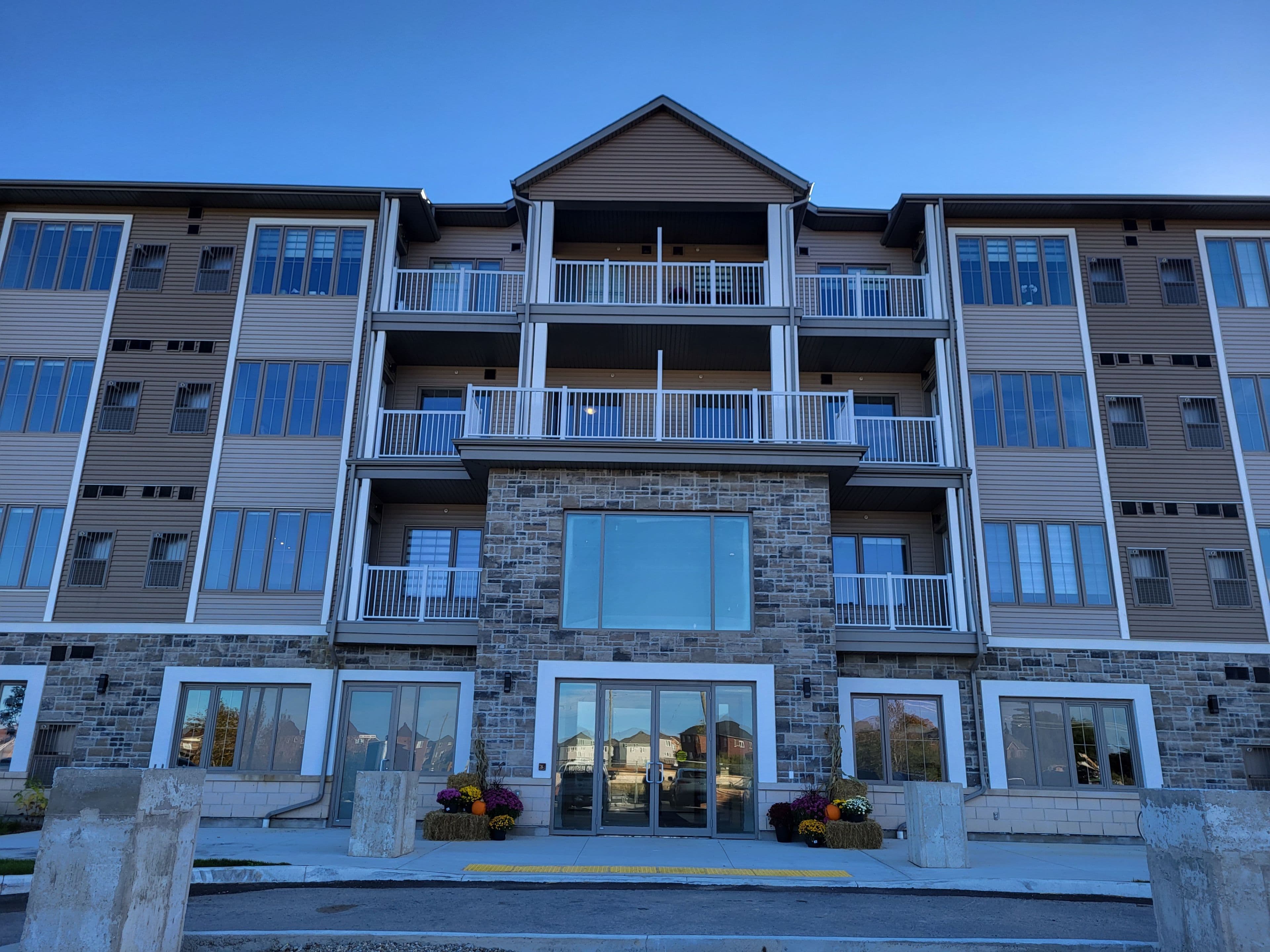 270 Hagan Street 211, Southgate, ON N0C 1B0