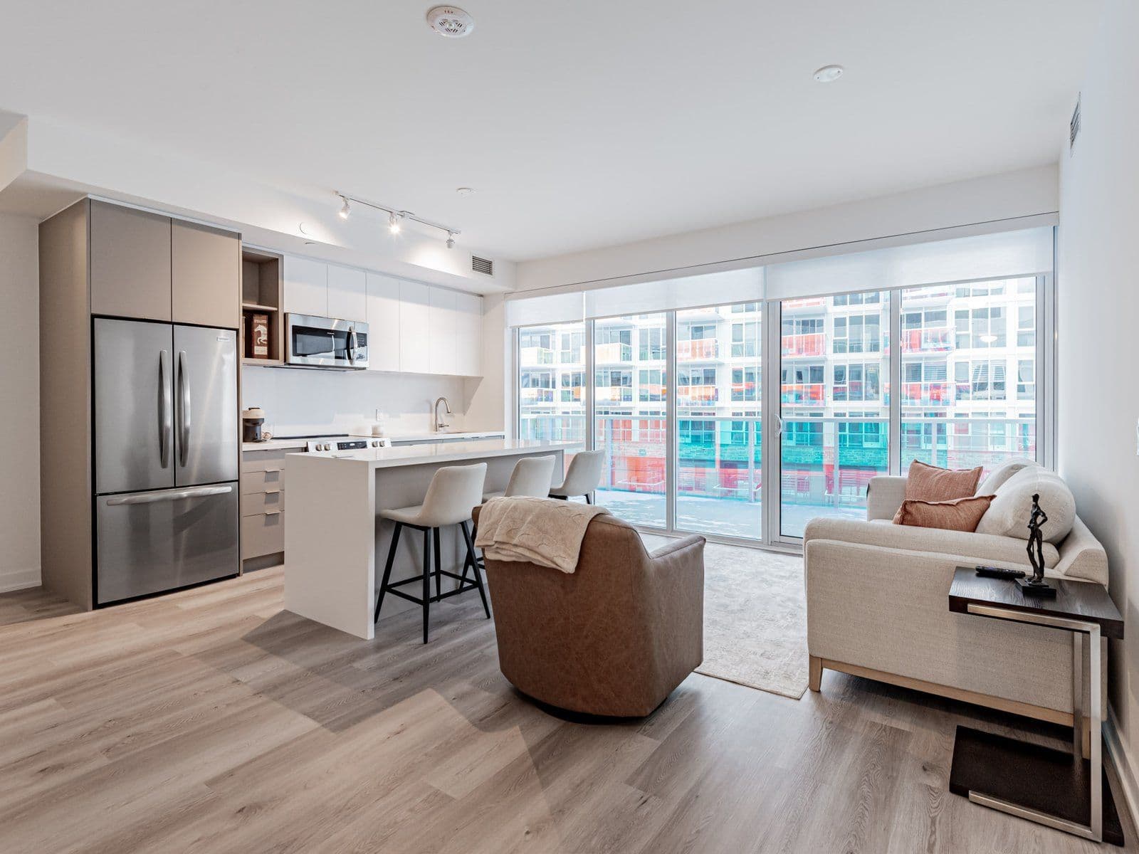 333 Sunseeker Avenue 428, Innisfil, ON L9R 0R6