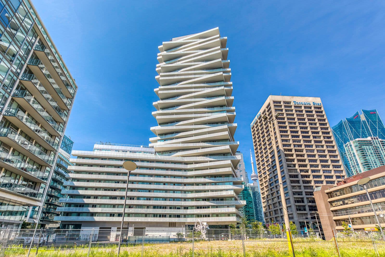 15 Queens Quay E 2905, Toronto C08, ON M5E 0C5