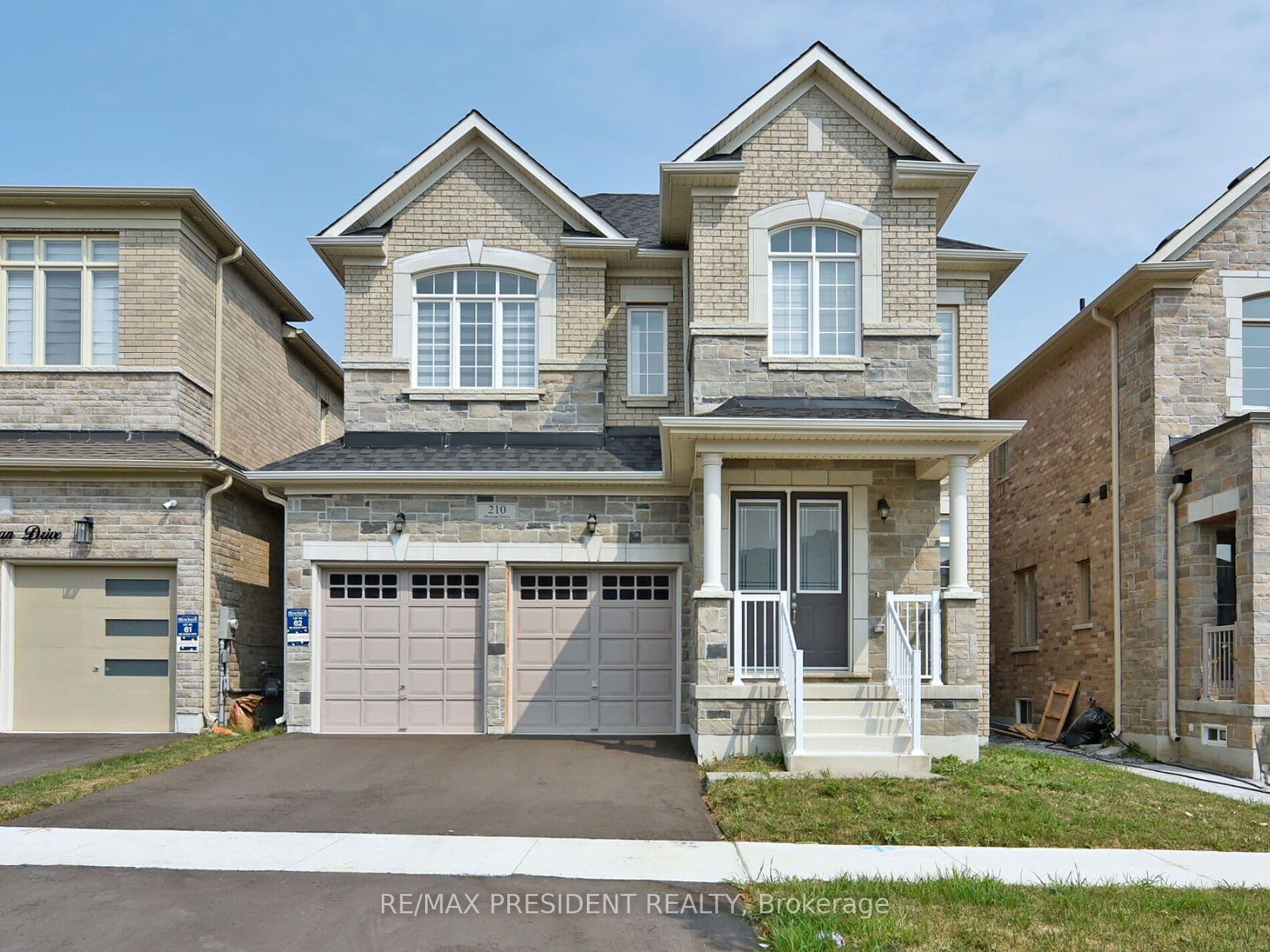 210 Mckean Drive, Whitchurch-Stouffville, ON L4A 5C2