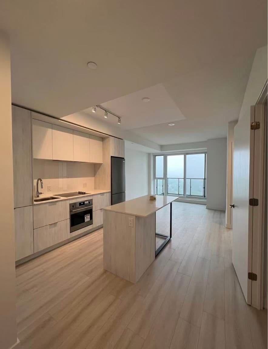 130 river Street 2811, Toronto C08, ON M5A 0R8