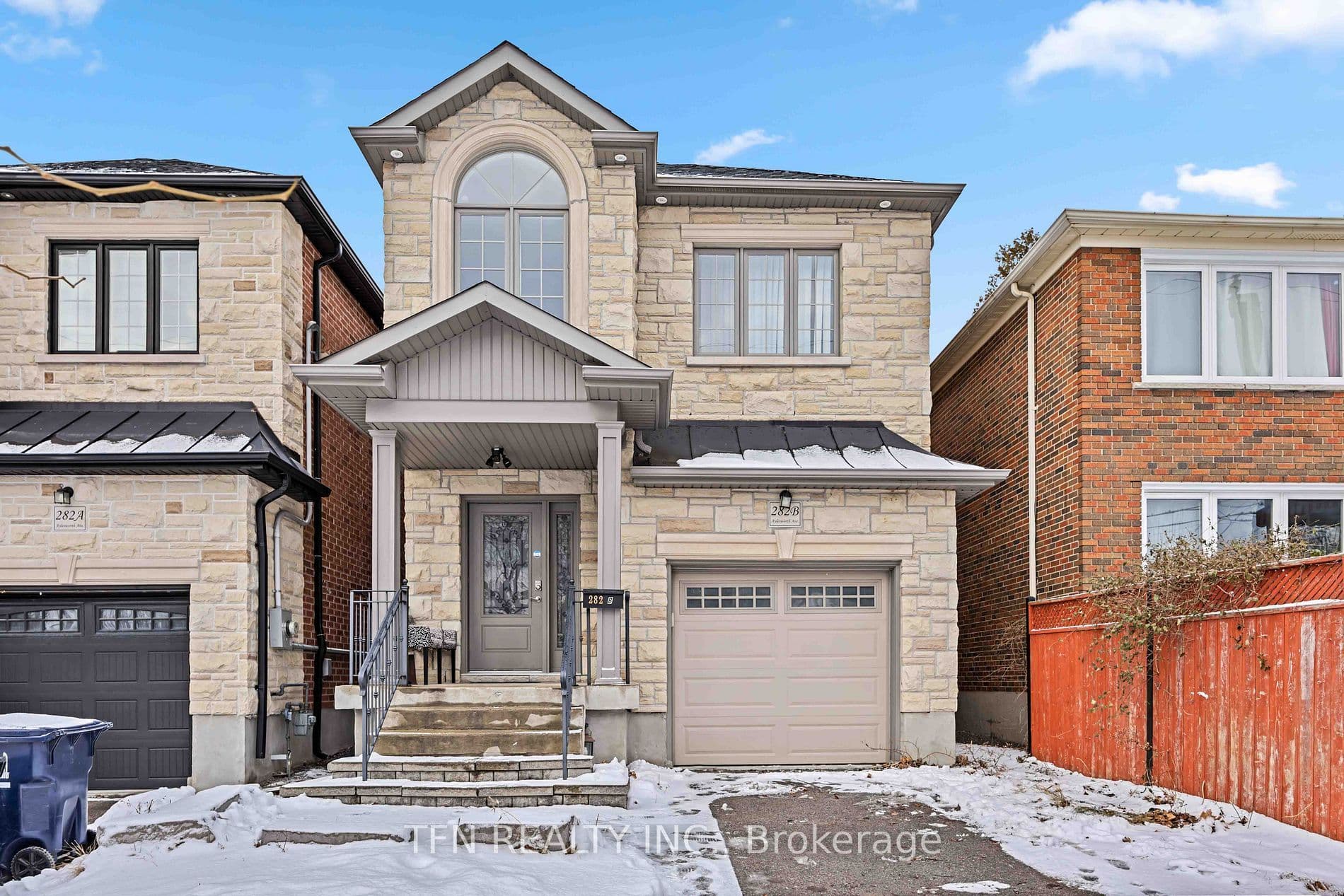 282B Aylesworth Avenue, Toronto E06, ON M1N 2K2