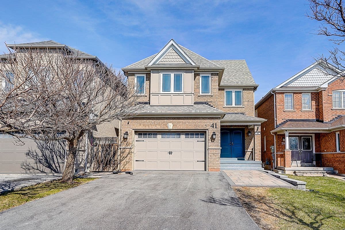 41 Emmitt Road W, Vaughan, ON L6A 3V8