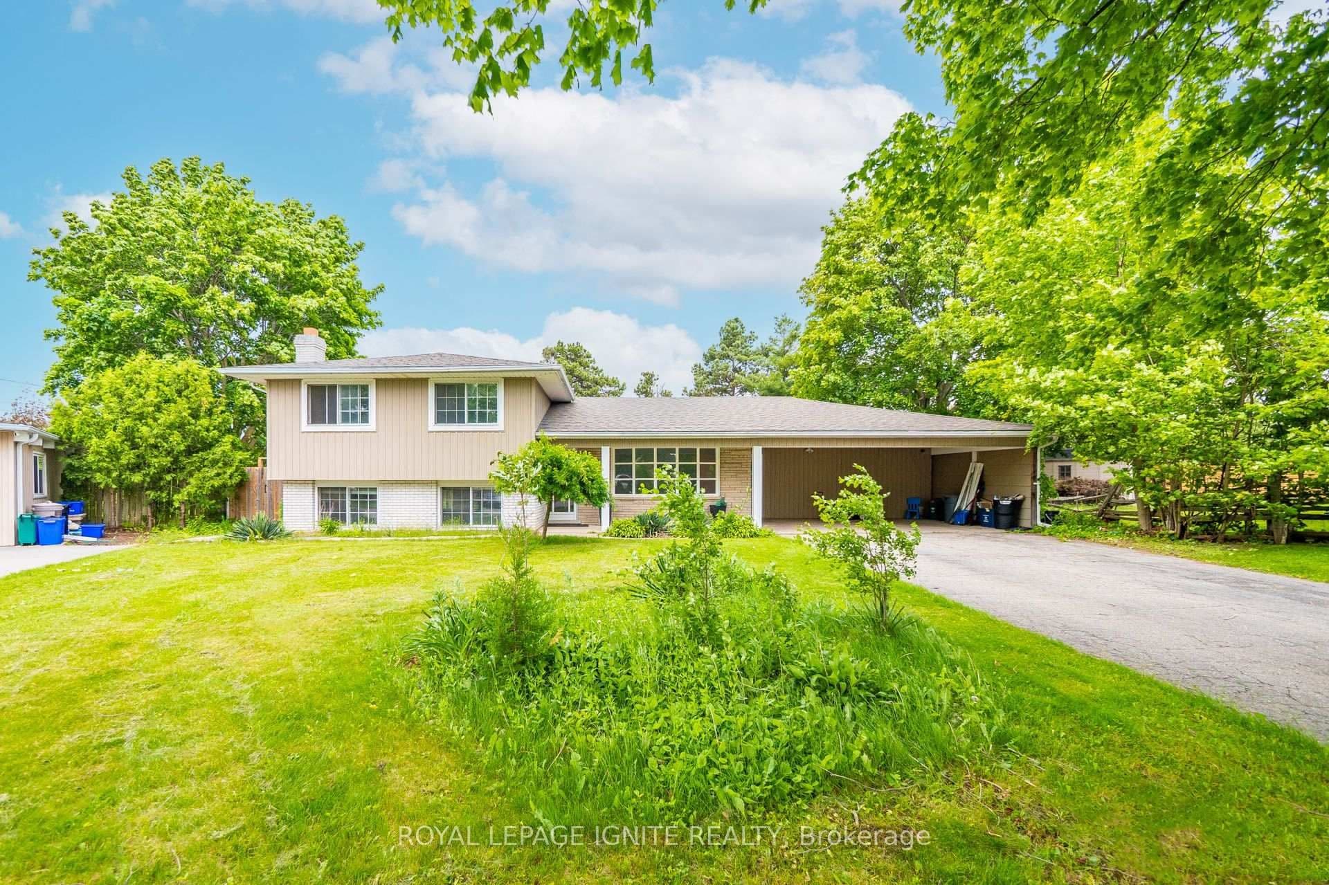 1761 Daleview Crescent, Cambridge, ON N3H 4R4