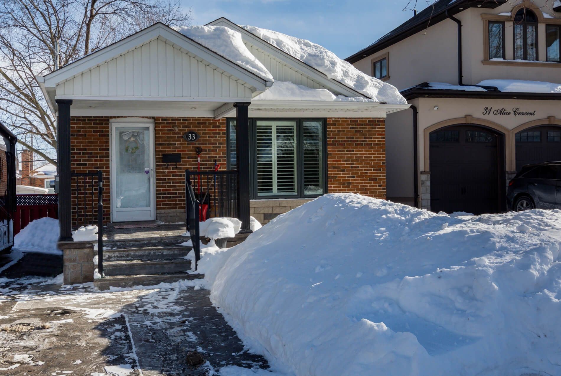 33 Alice Crescent, Toronto E04, ON M1R 4N6