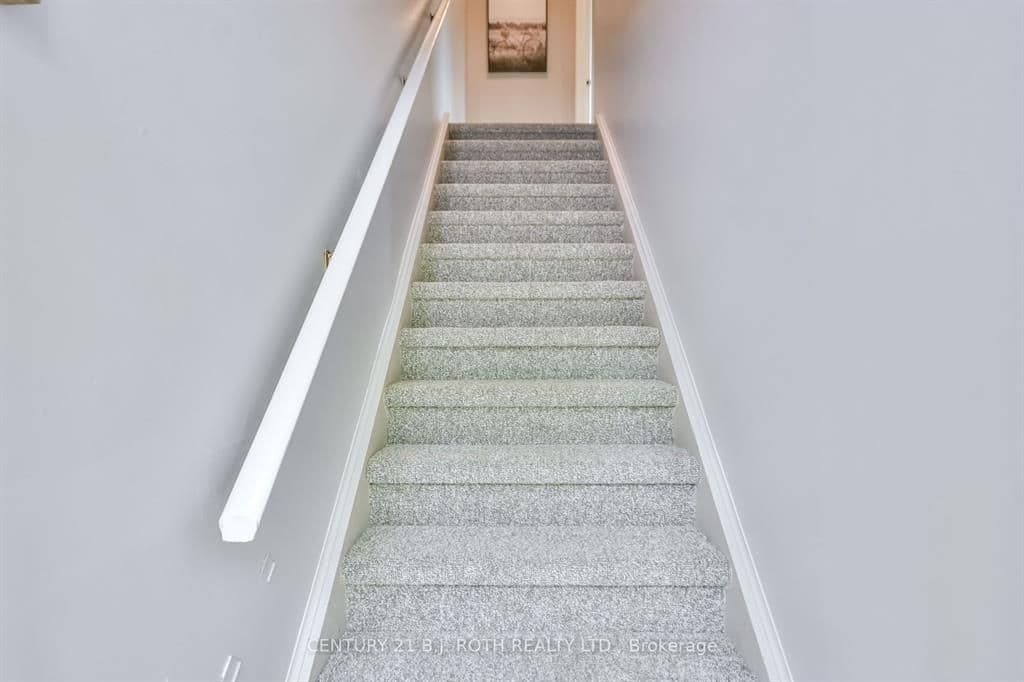 19 South Street, Orillia, ON L3V 3T1