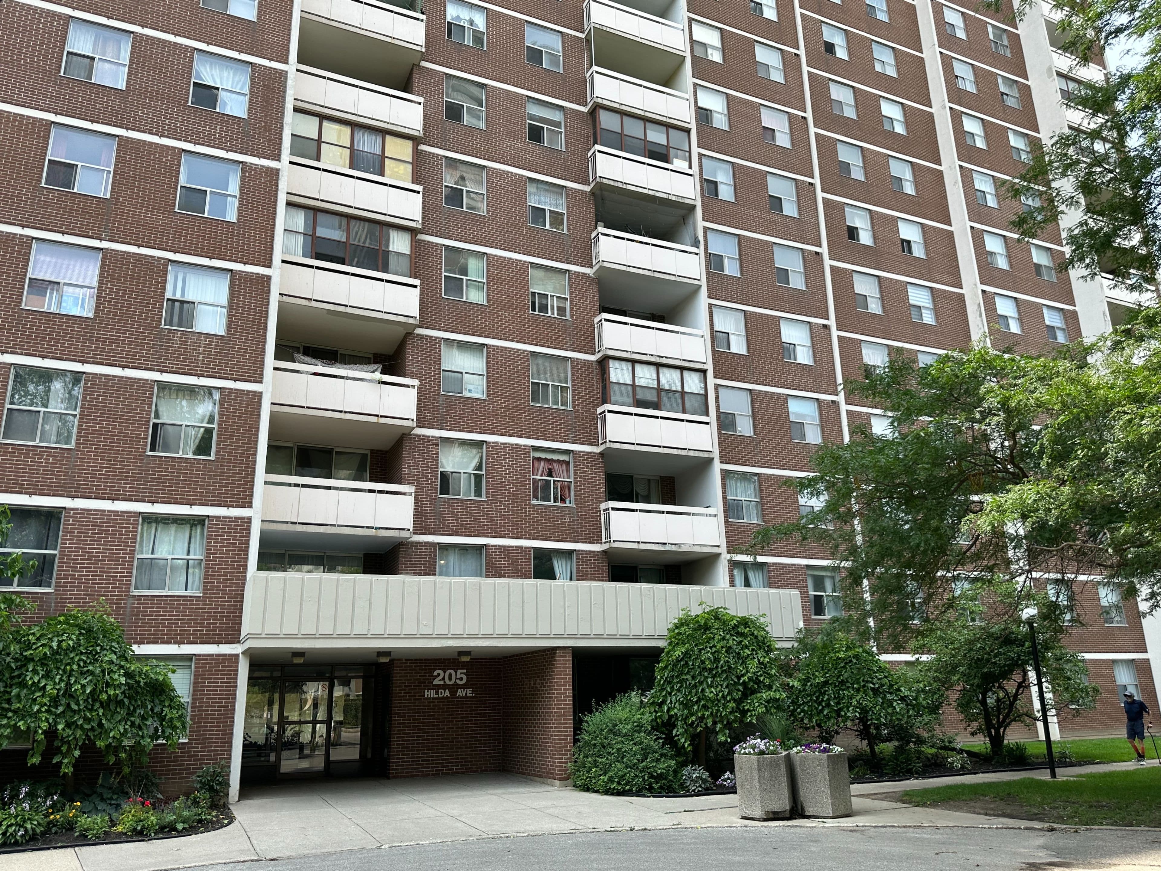 205 W Hilda Avenue 1204, Toronto C07, ON M2M 4B1