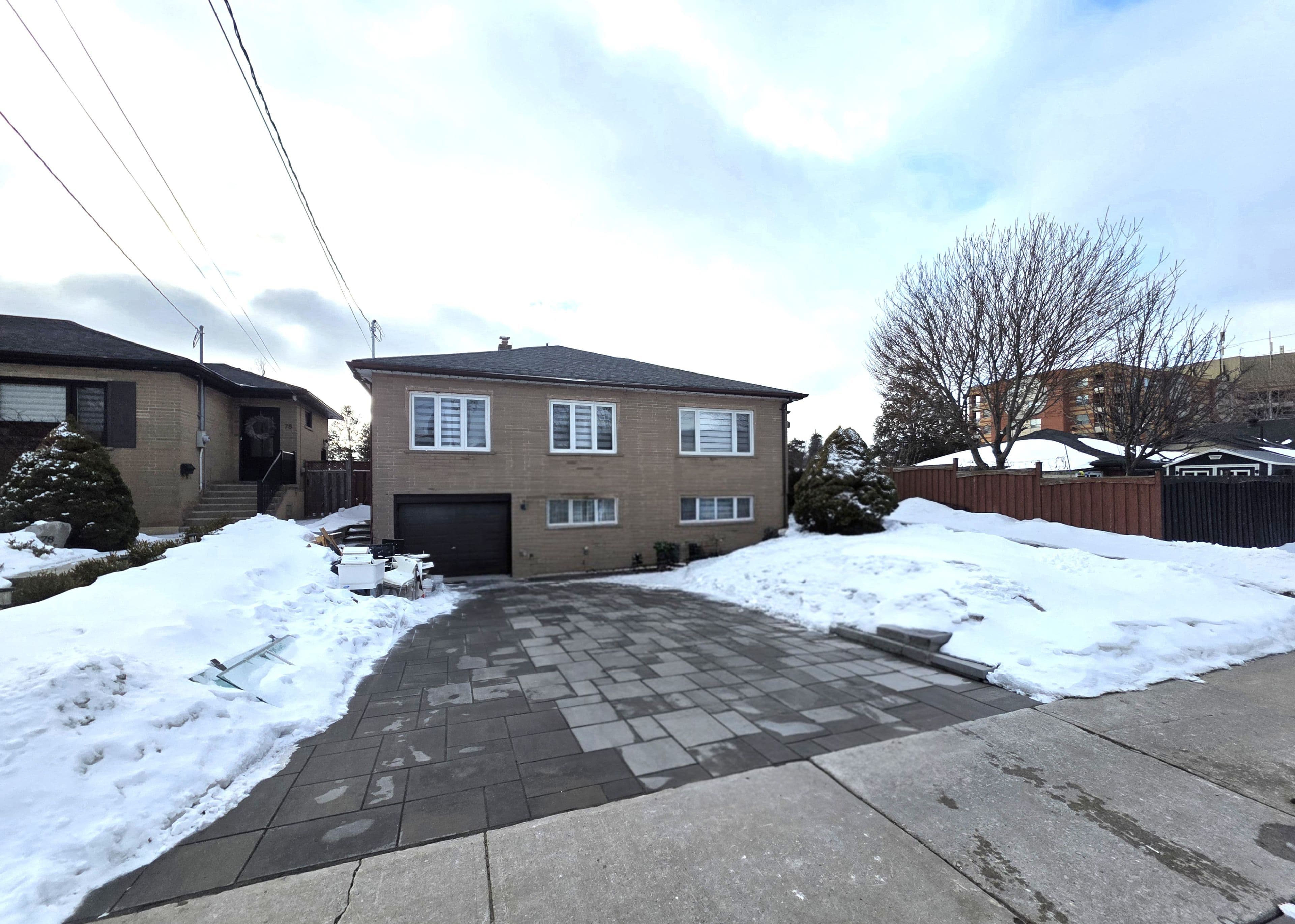 80 Erie Street Basement, Toronto W04, ON M6L 2R2