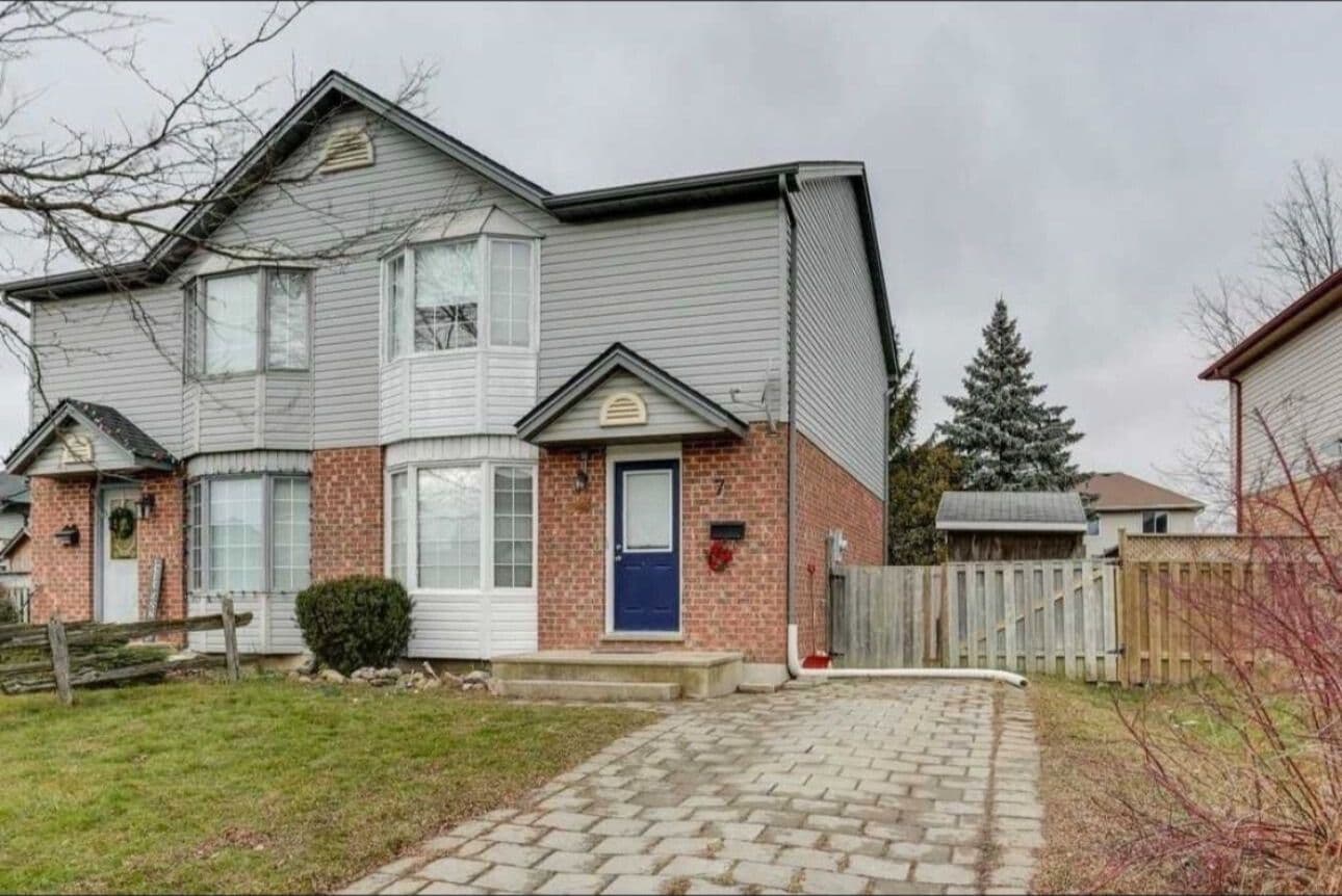 7 Roman Crescent, London East, ON N5V 4W5