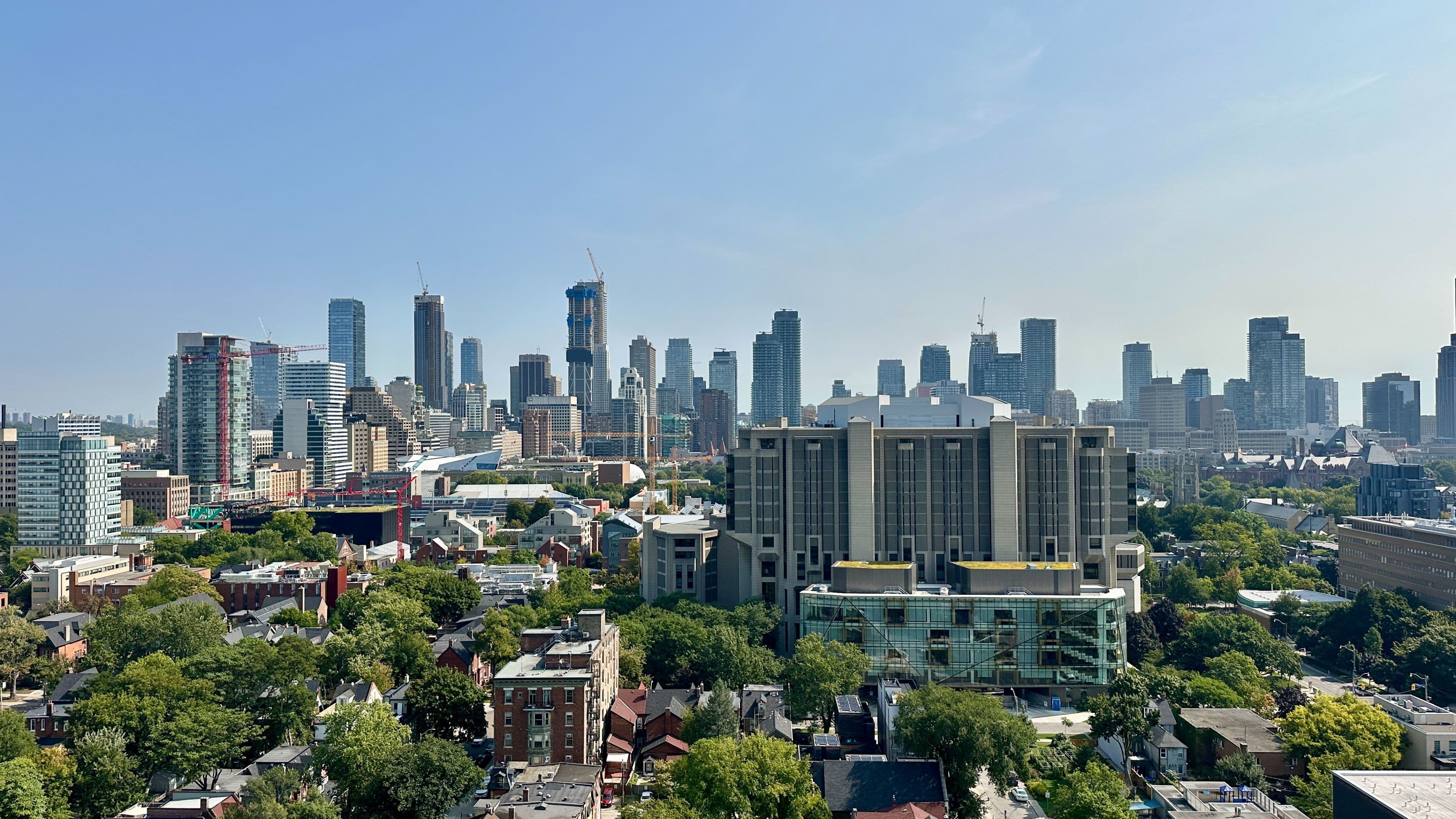 666 Spadina Avenue 2512, Toronto C01, ON M5S 2H8