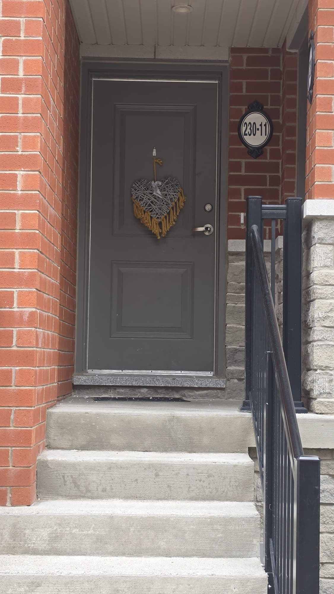 230 Lagerfeld Drive 11, Brampton, ON L7A 5G9