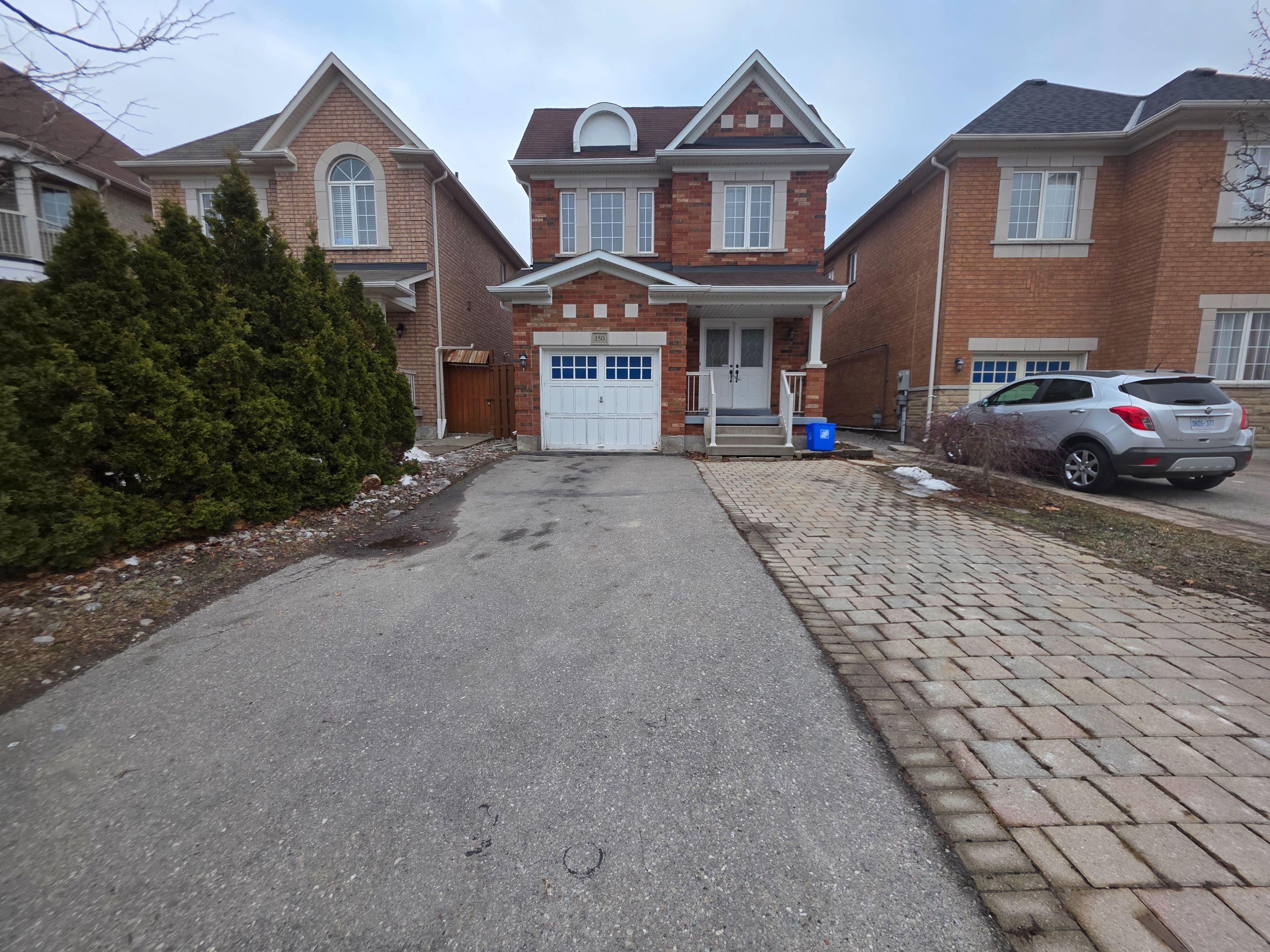 150 Ozner Crescent, Vaughan, ON L4H 0G1