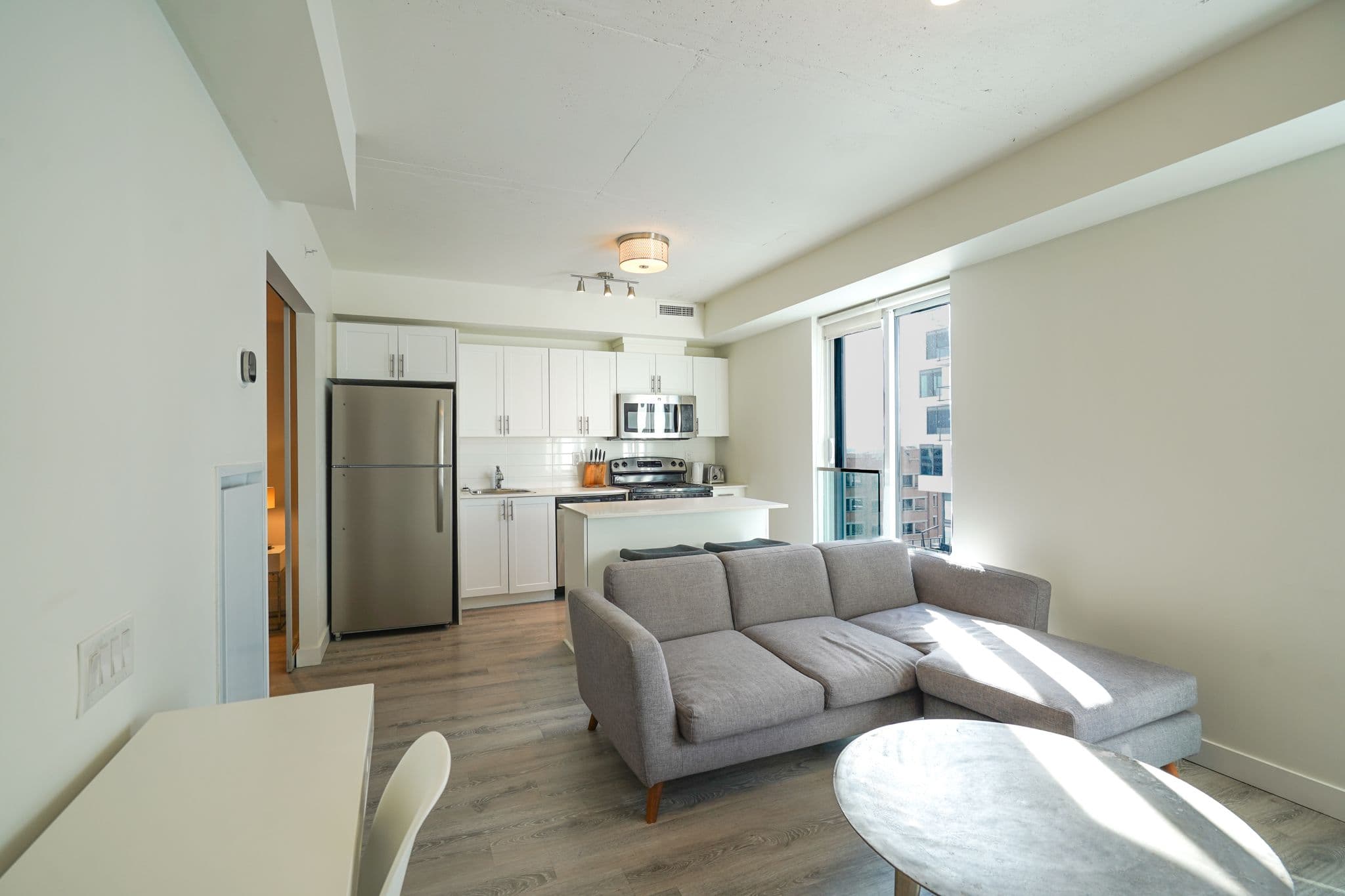 100 Bond Street E 801, Oshawa, ON L1G 0B7