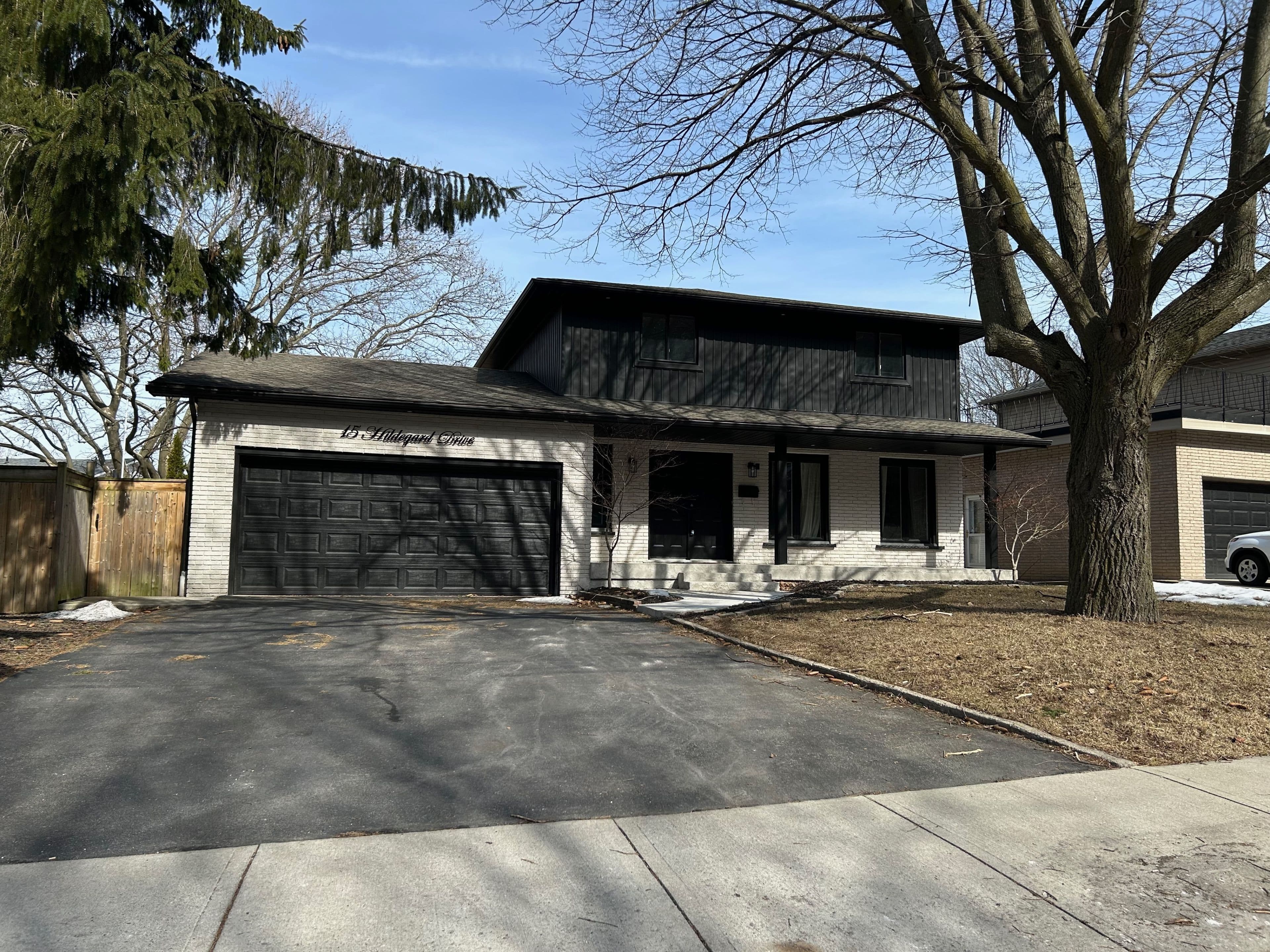 15 Hildegard Drive LOWER, Hamilton, ON L8K 5S1