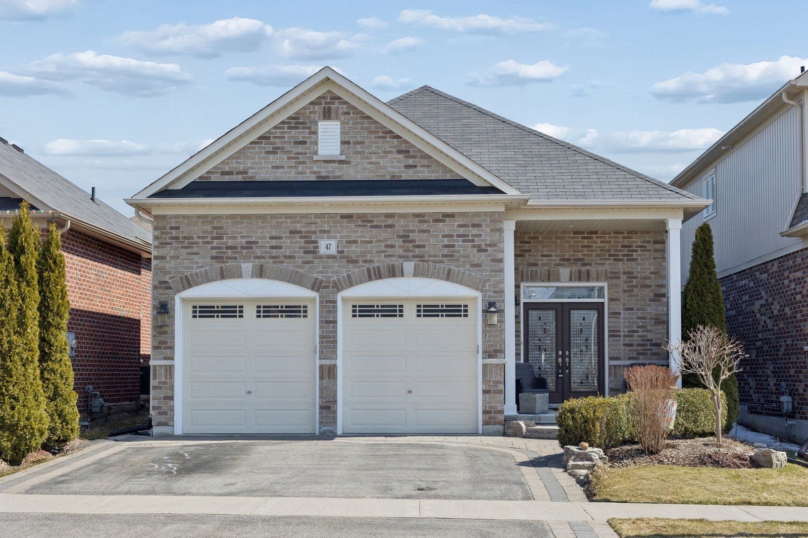 47 Gordon Cowling Street, Clarington, ON L1E 0G7