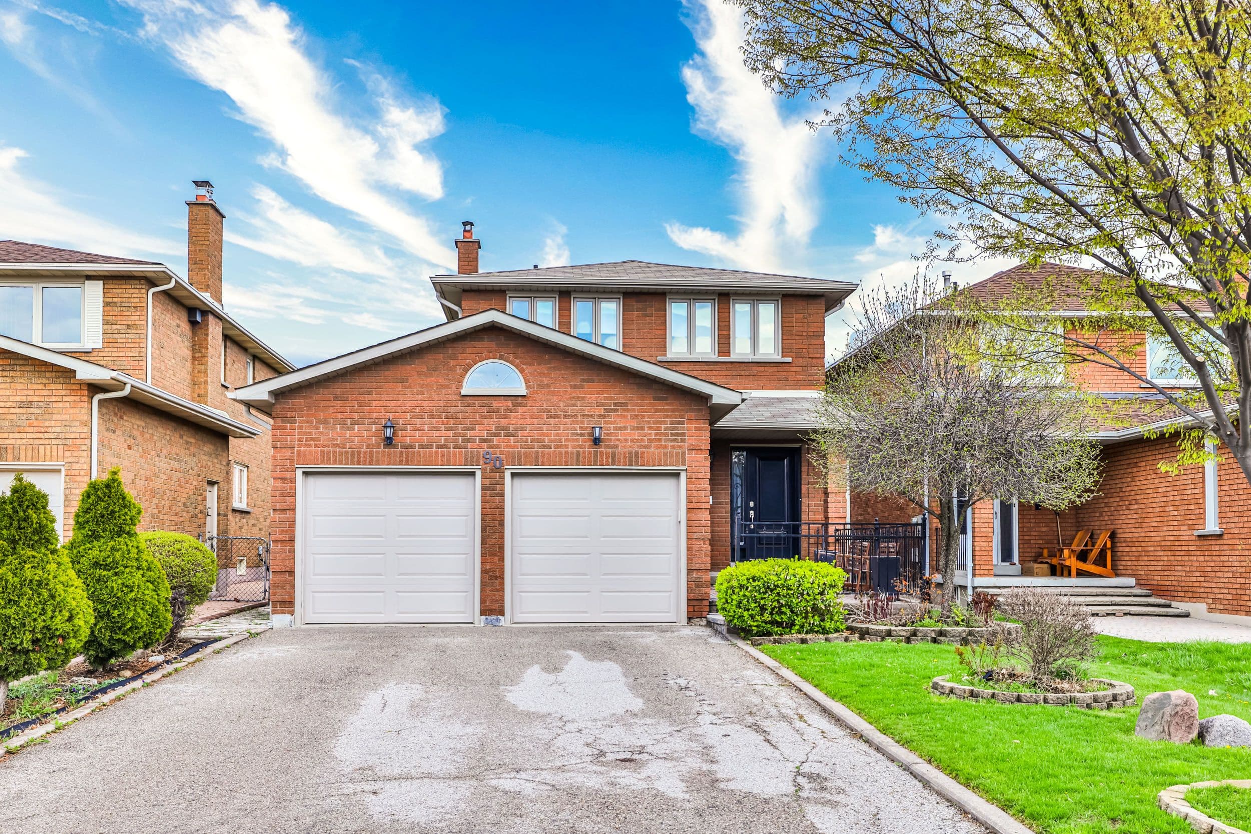 90 WATERFALL Road, Vaughan, ON L4L 5B2