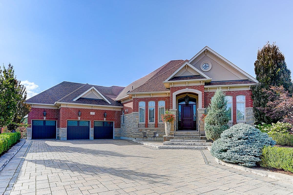 39 Fiorello Court, Vaughan, ON L4H 0V4