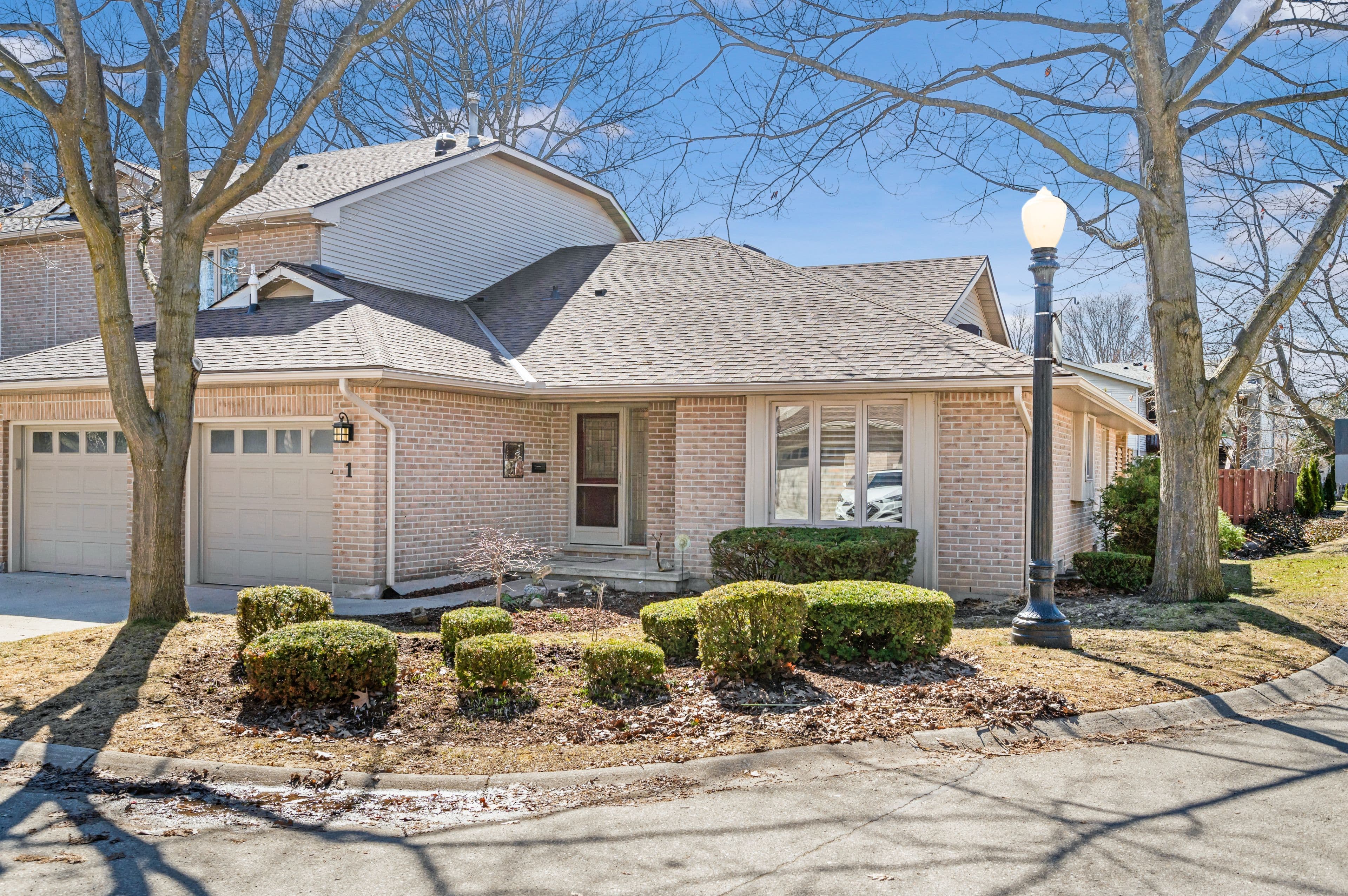 70 Glenroy Road 1, London South, ON N5Z 4W9