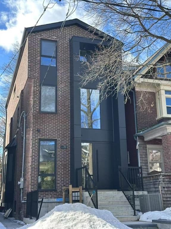 72 chester Avenue lower, Toronto E03, ON M4K 2Z8