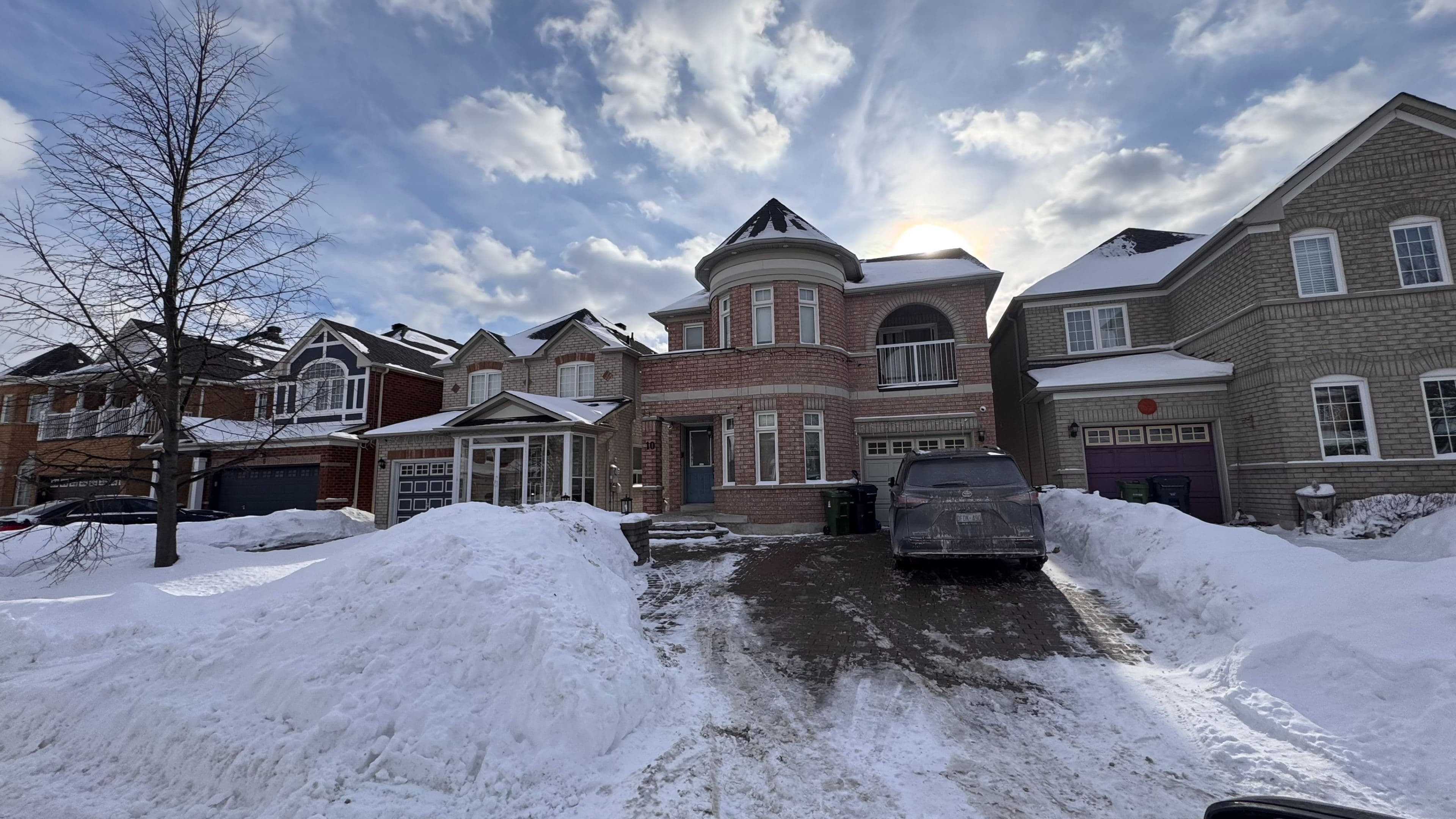 10 Solstice Drive Bsmnt, Toronto E11, ON M1X 2B4