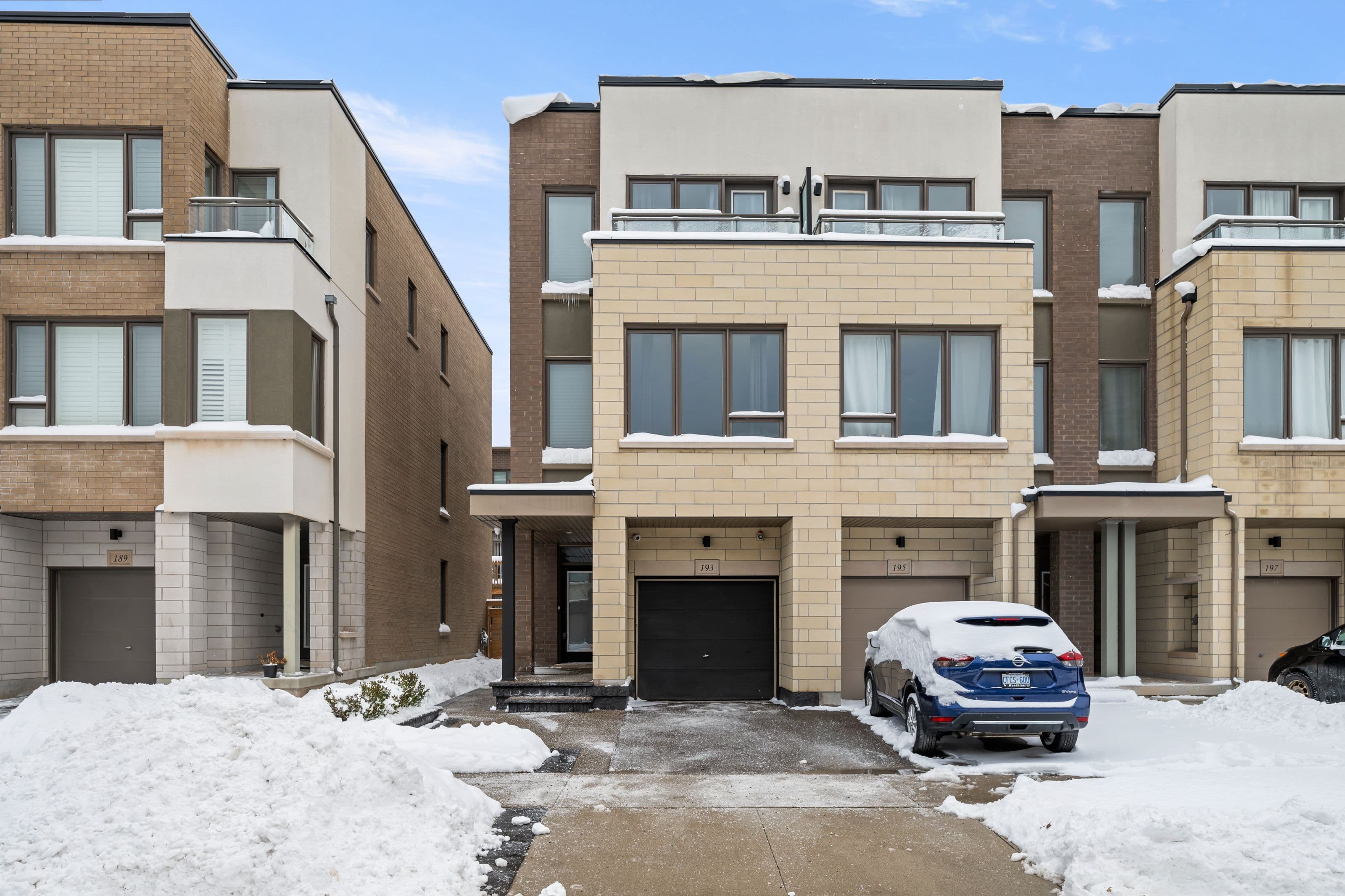193 Huguenot Road, Oakville, ON L6H 0L6