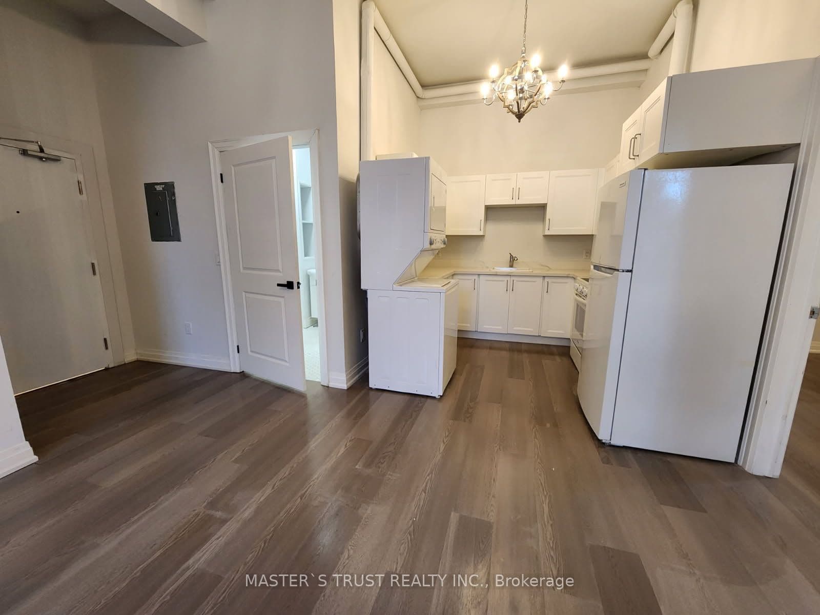 54 Main Street S 3, Uxbridge, ON L9P 1J2