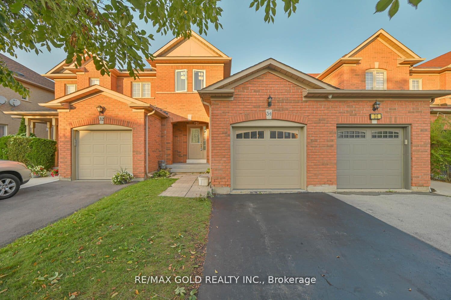 34 Earth Star Trail, Brampton, ON L6R 2P3