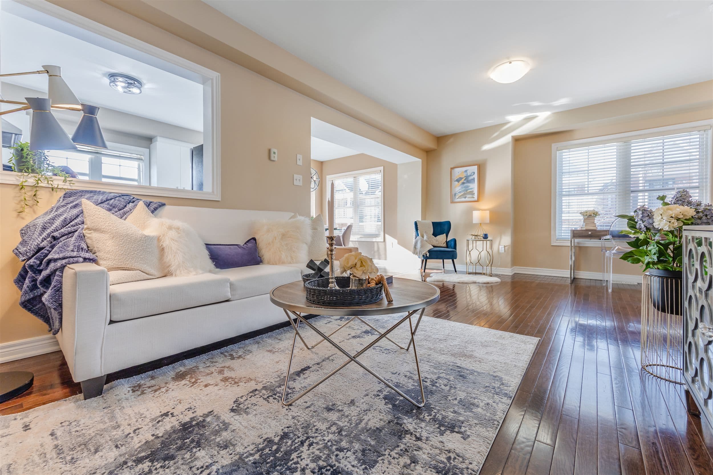 19 Bearings Avenue, Whitchurch-Stouffville, ON L4A 0W6