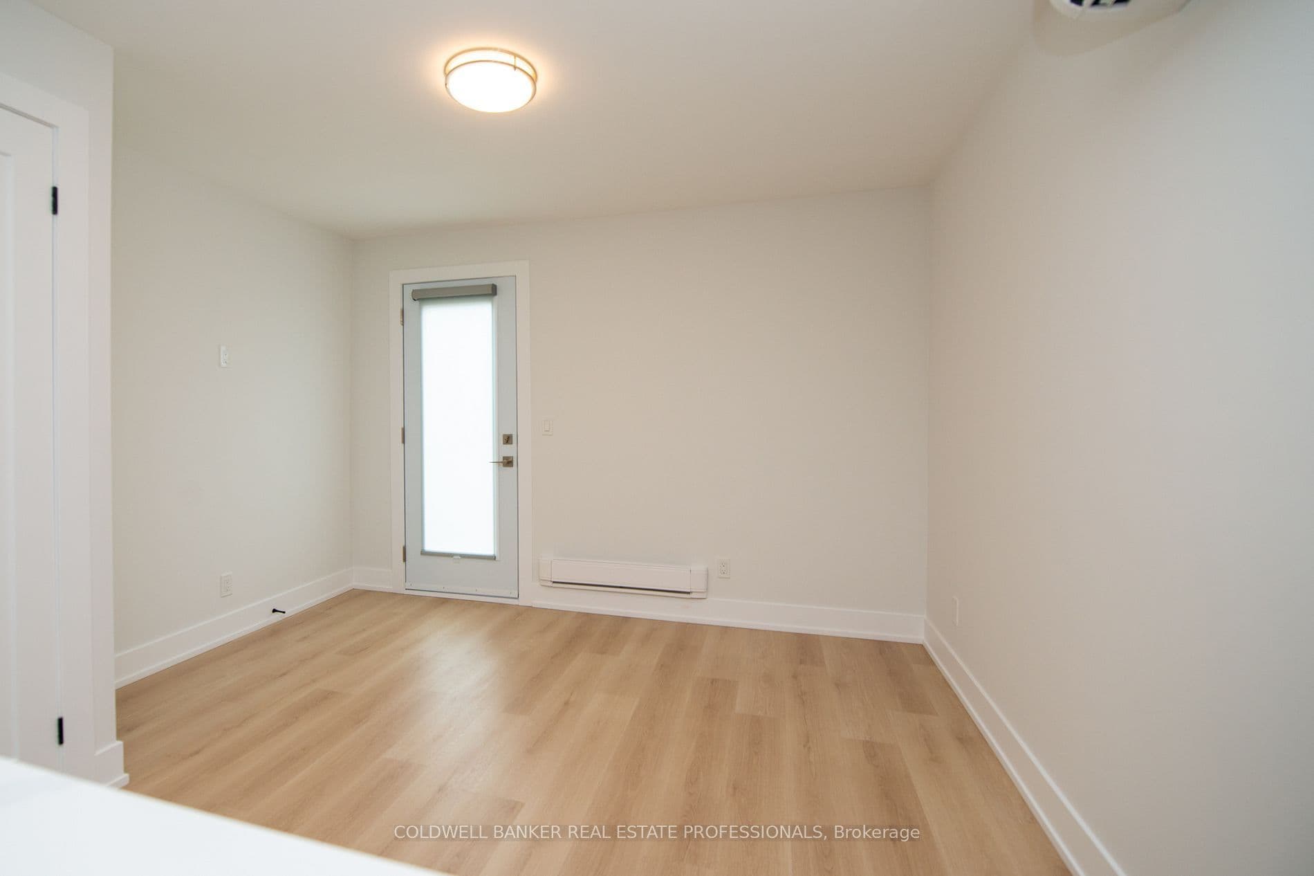 214 Simpson Avenue Upper, Toronto E01, ON M4K 1A6