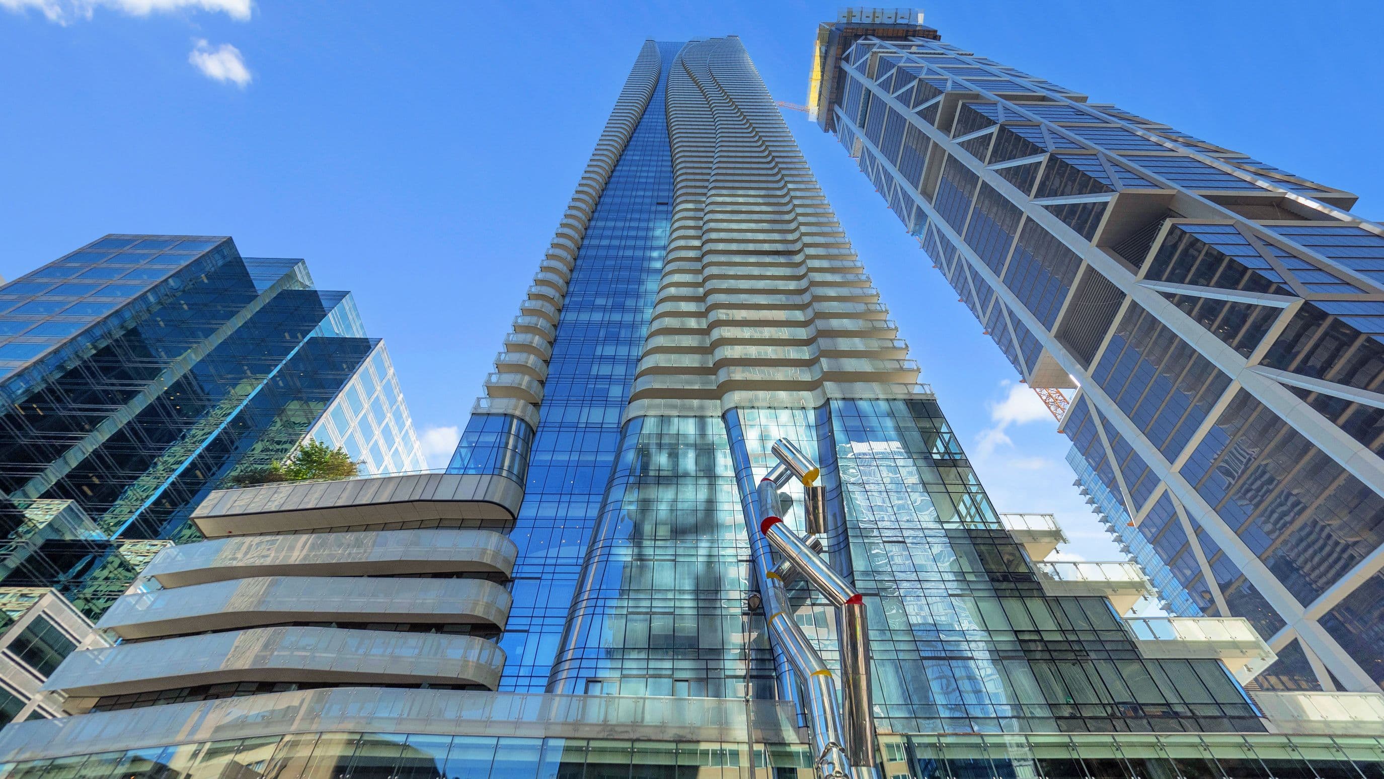 1 Bloor Street E 1701, Toronto C08, ON M4W 0A8