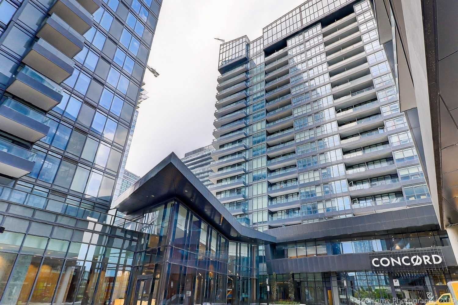 80 Queens Wharf Road 2105, Toronto C01, ON M5V 0J3