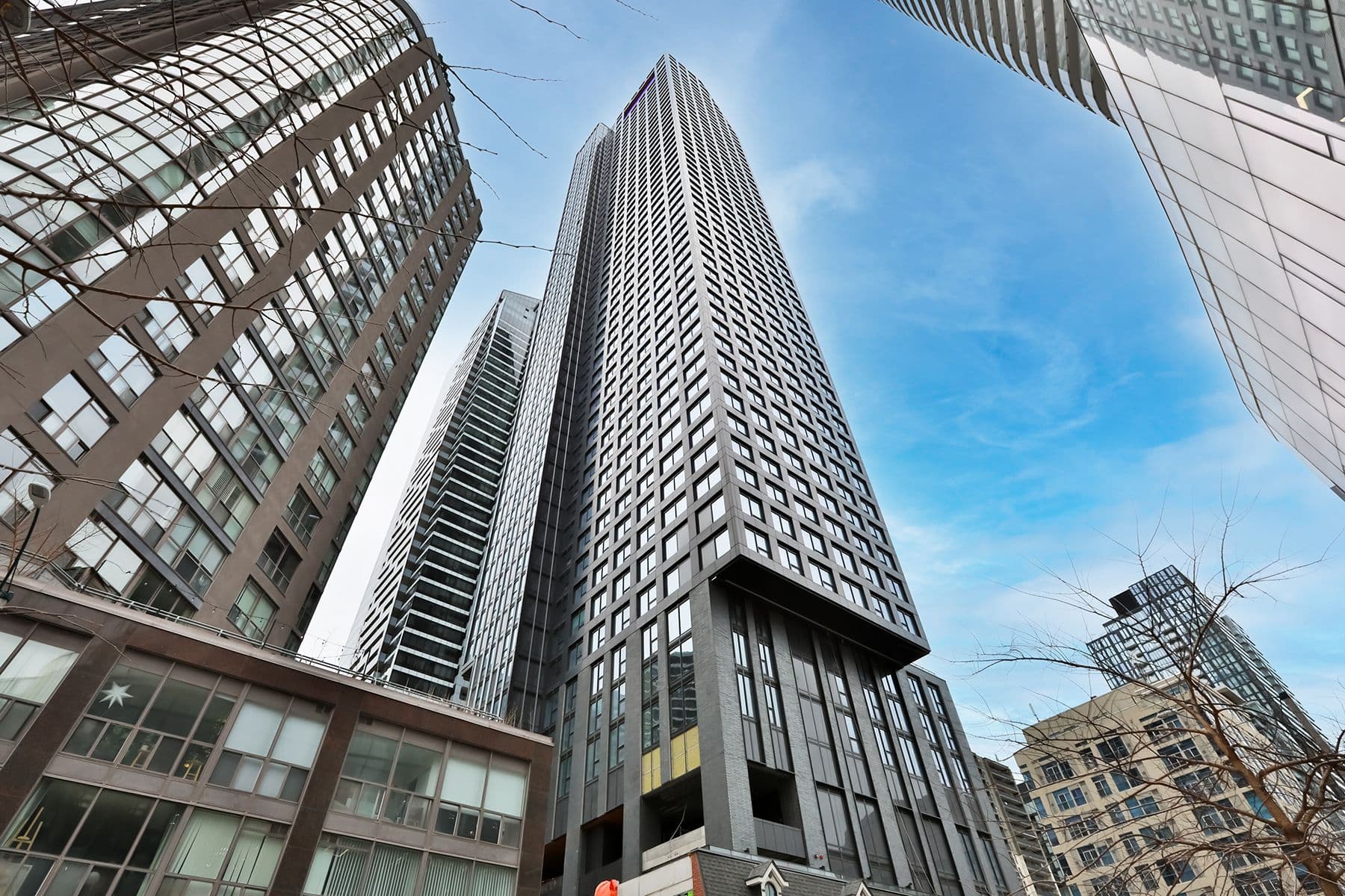 8 Wellesley Street W 2607, Toronto C01, ON M4Y 0J5