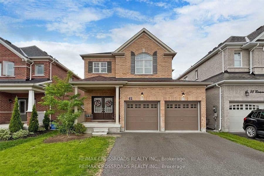 62 Romanelli Crescent, Bradford West Gwillimbury, ON L3Z 0X7