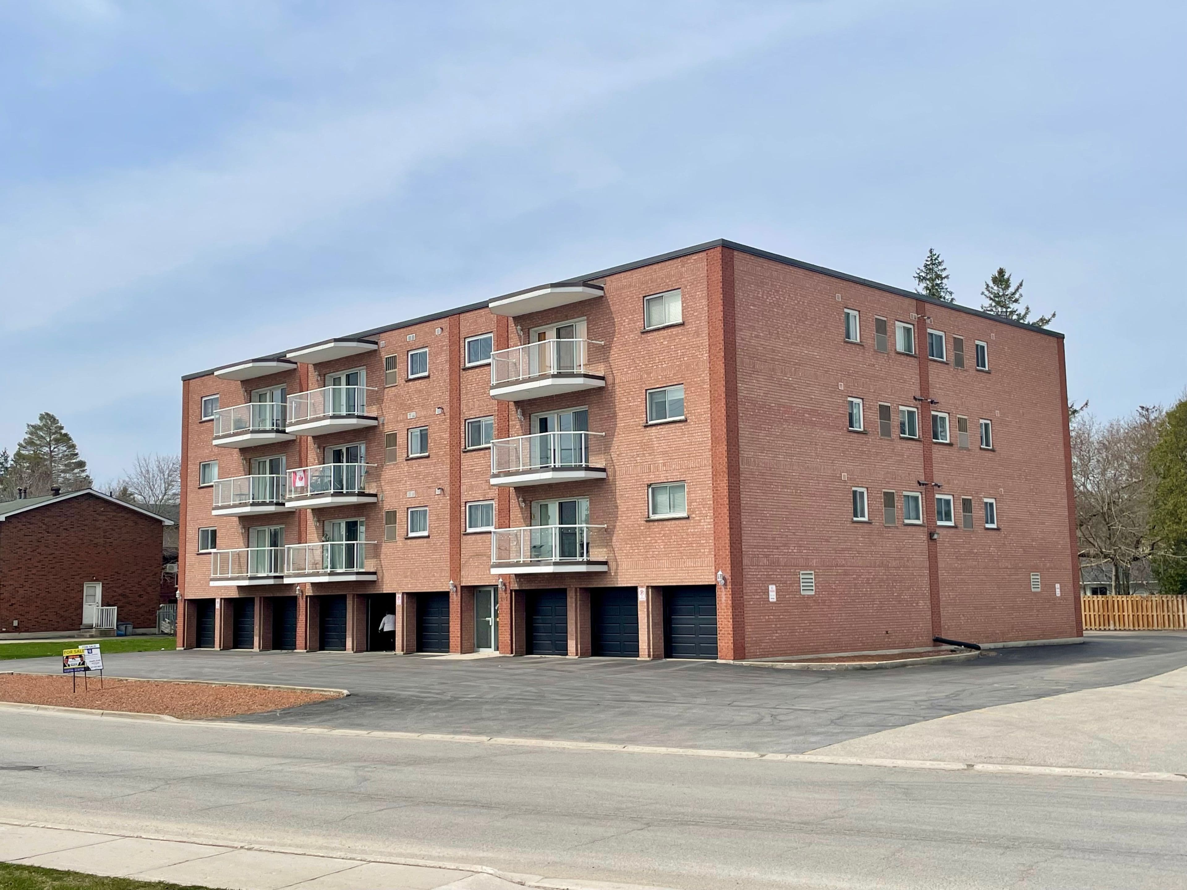 203 McNab Street 206, Brockton, ON N0G 2V0