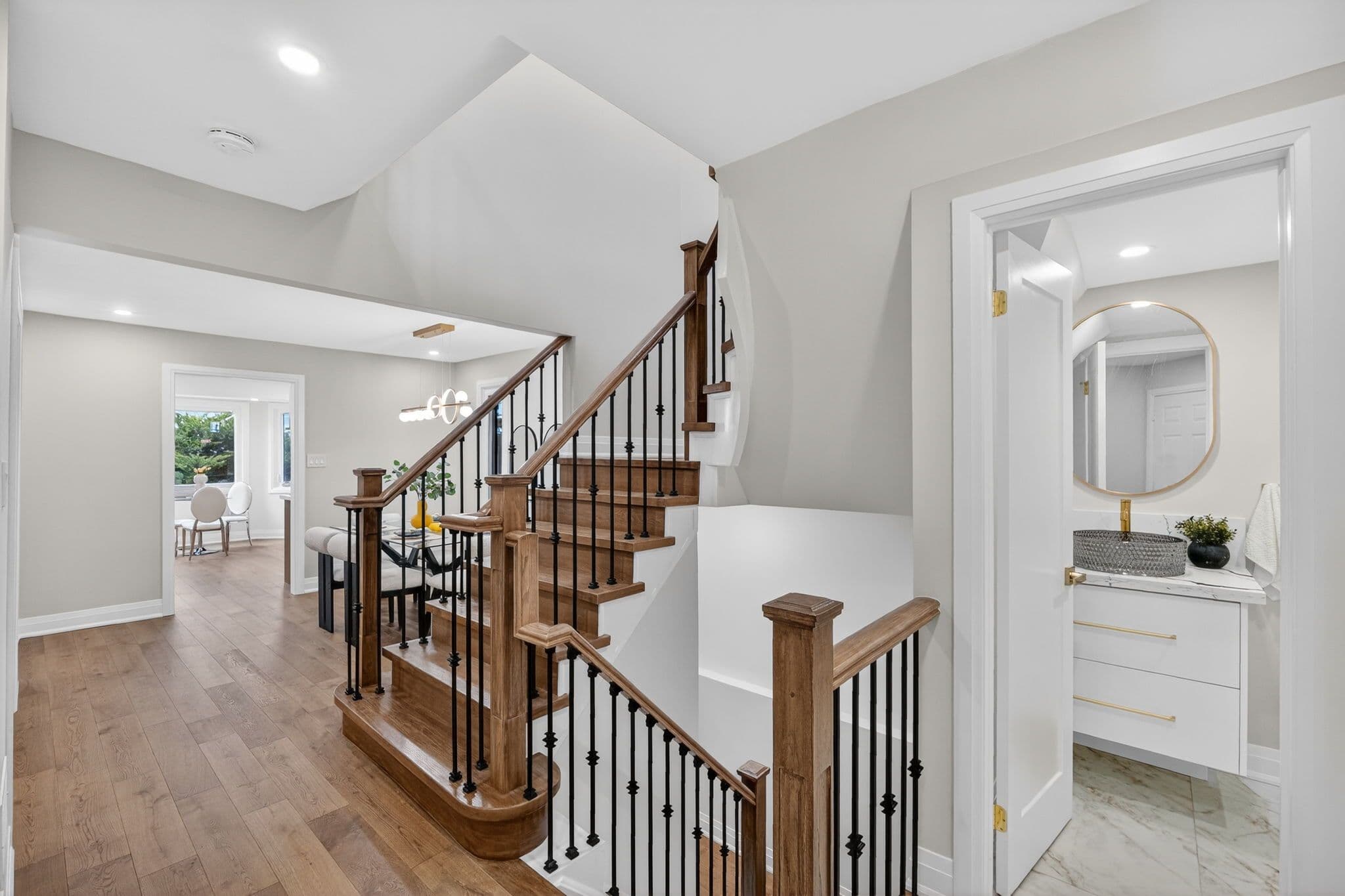 45 Chilmar Crescent, Vaughan, ON L4J 6Y5