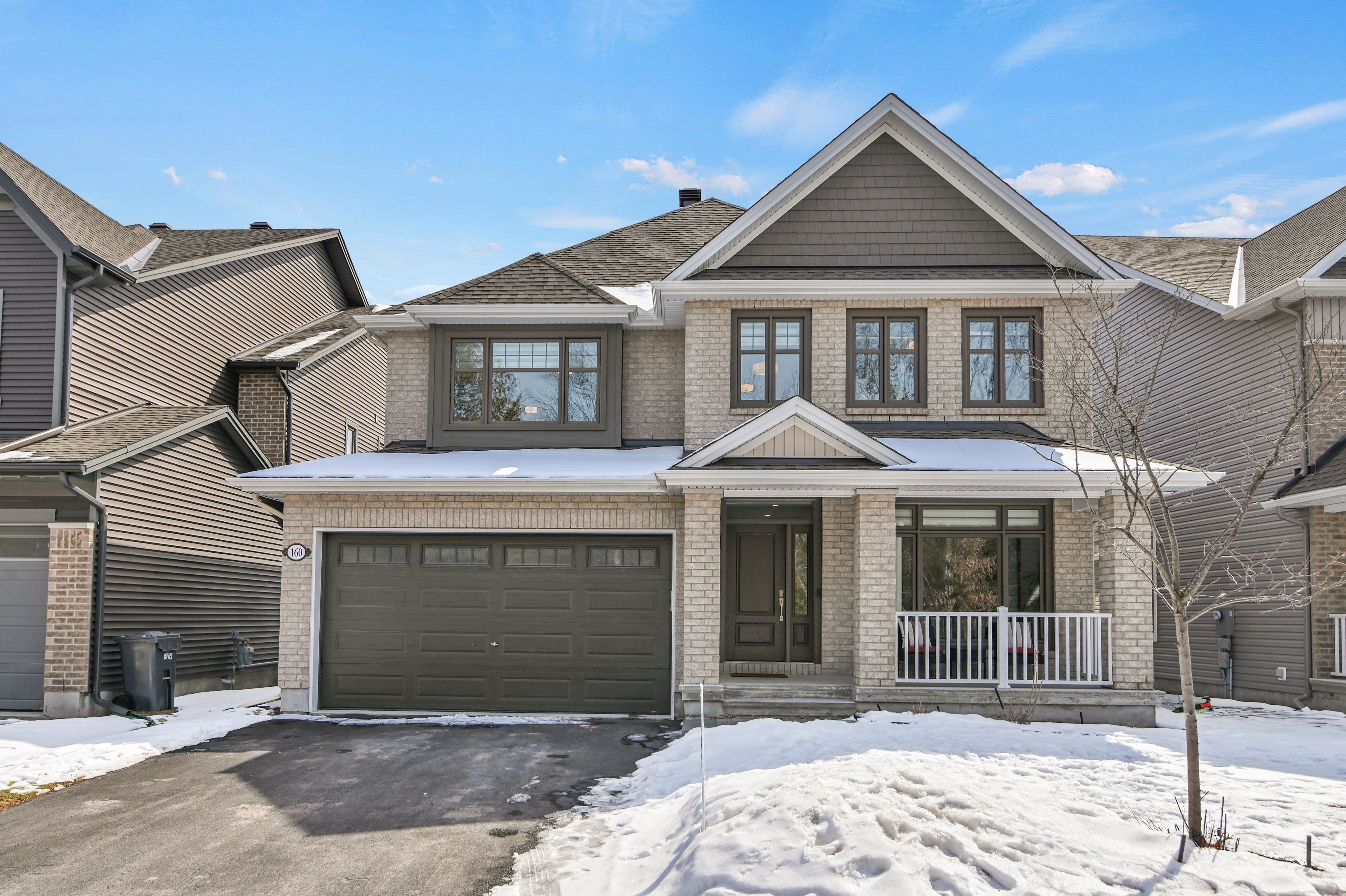 160 Eric Maloney Way, Blossom Park - Airport and Area, ON K1T 0R1