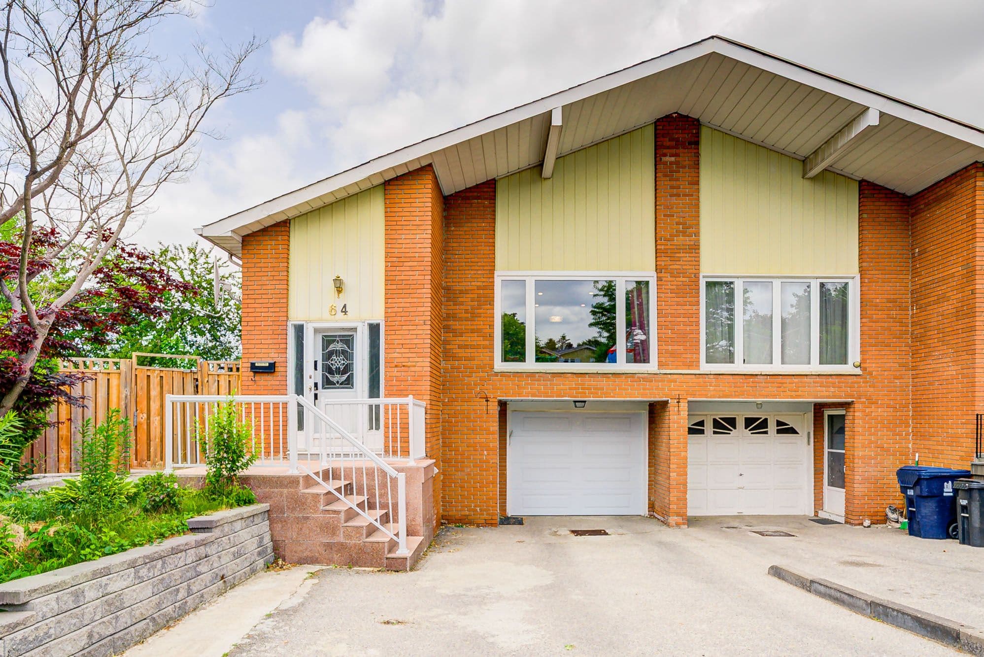 64 Rakewood Crescent, Toronto E05, ON M1V 1M7