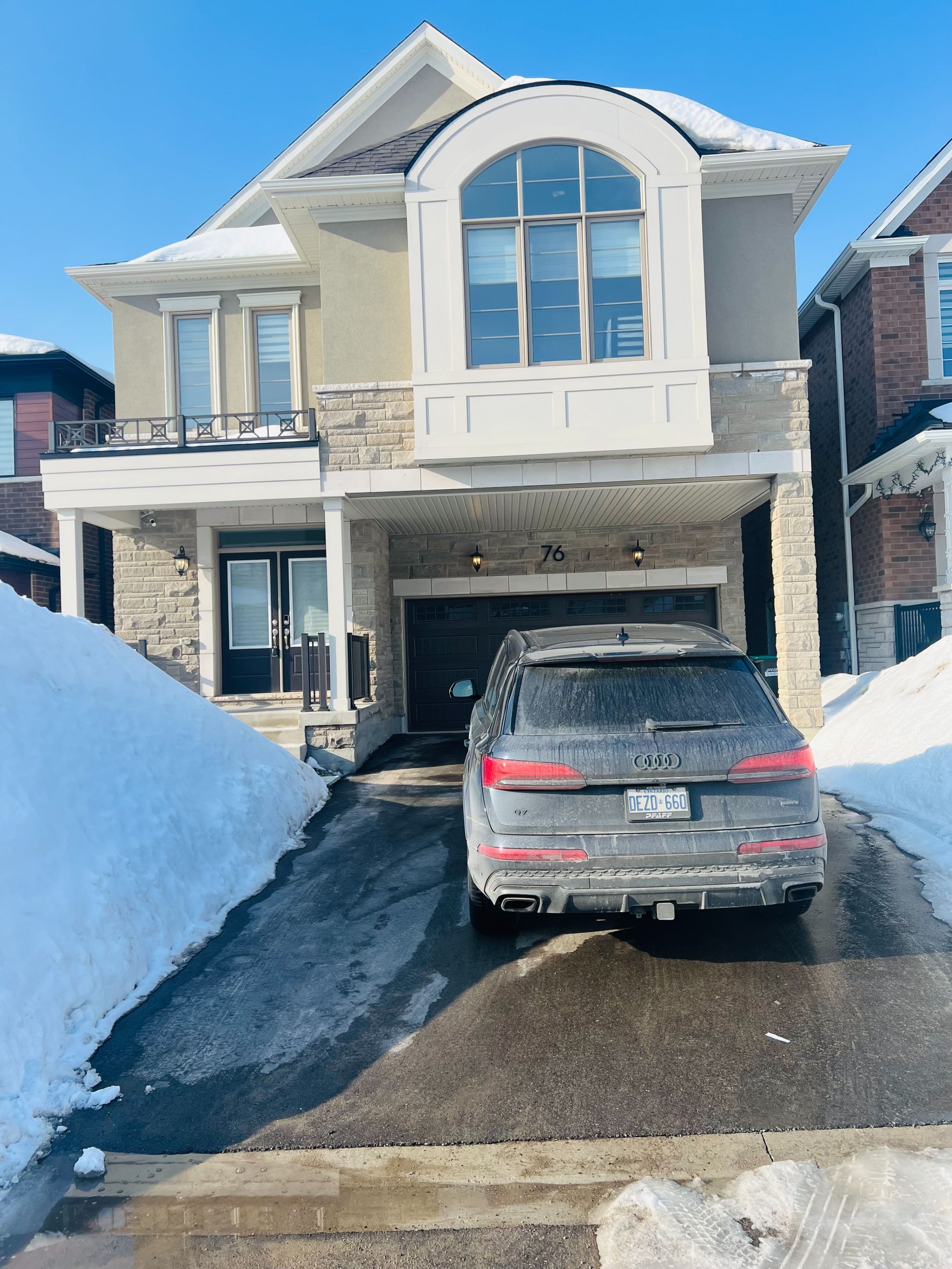 76 McBride Trail, Barrie, ON L1C 0J9