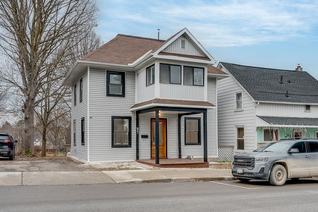 97 Madawaska Street, Arnprior, ON K7S 1S2