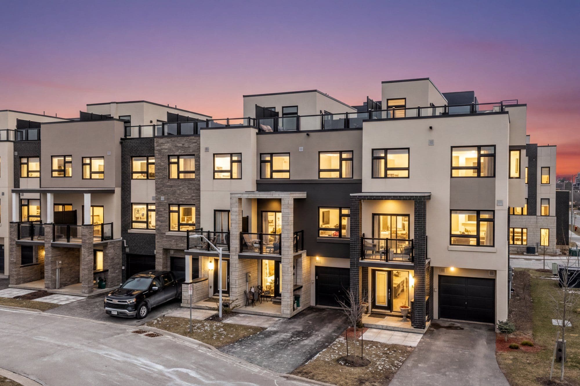 1121 Cooke Boulevard 28, Burlington, ON L7T 0C3