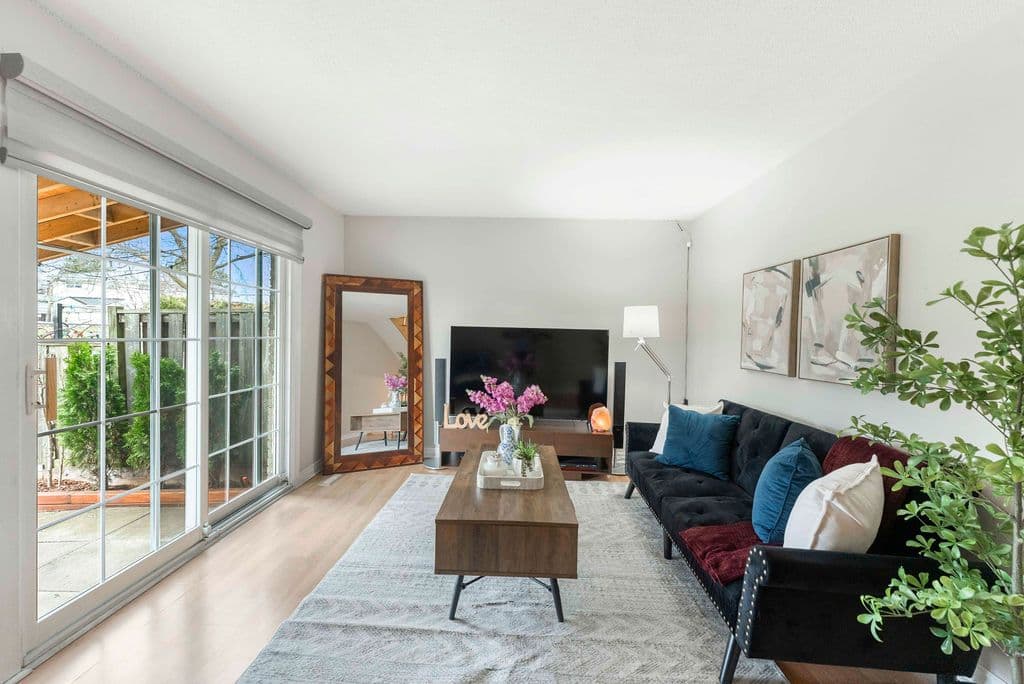 2006 Martin Grove Road 21, Toronto W10, ON M9V 4A3