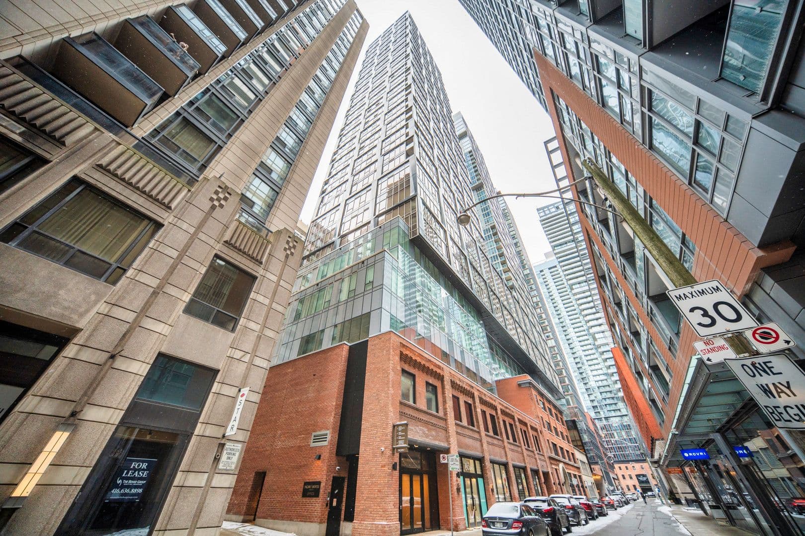 15 Mercer Street 706, Toronto C01, ON M5V 0T8