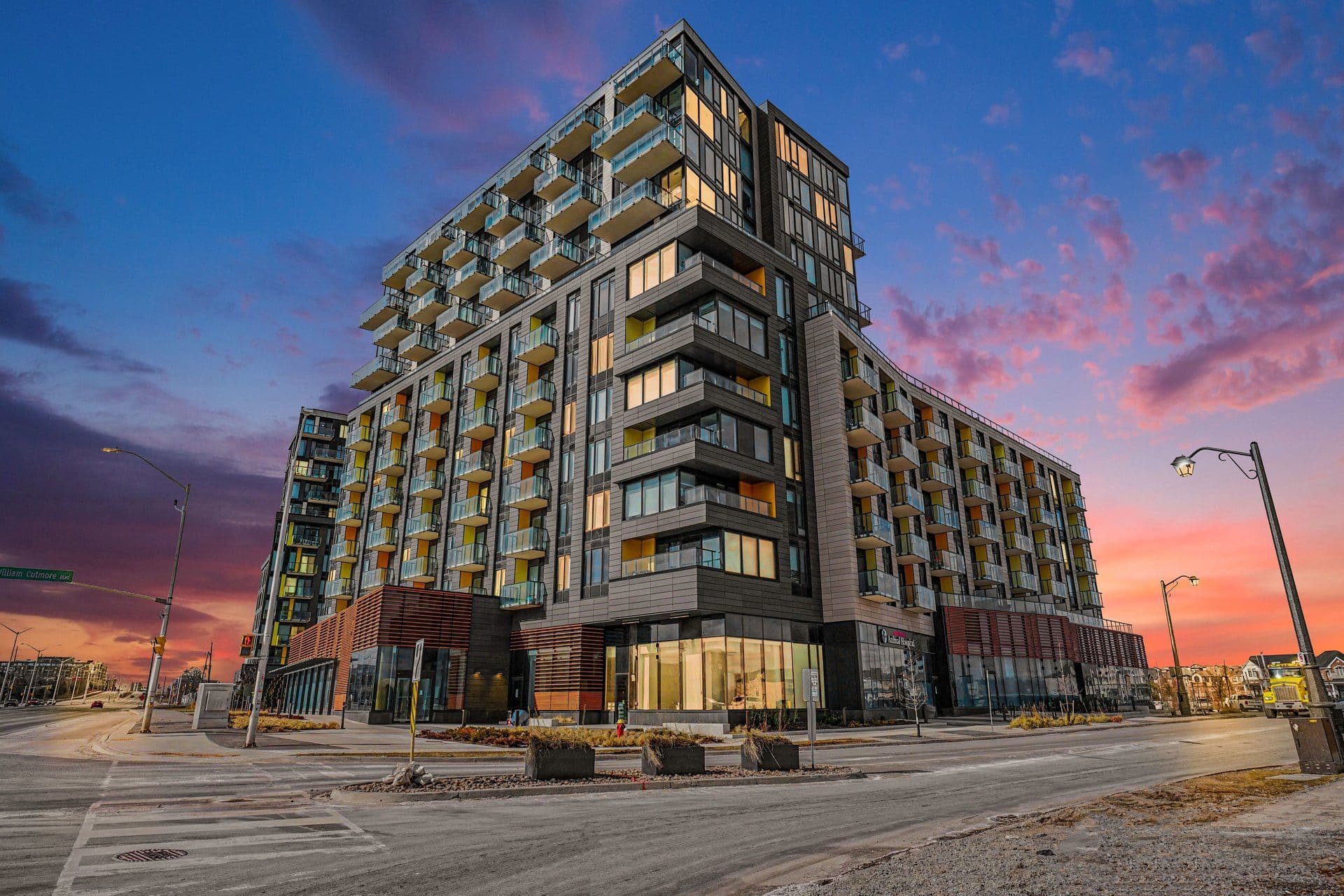 1415 Dundas Street E 510, Oakville, ON L6H 7G1