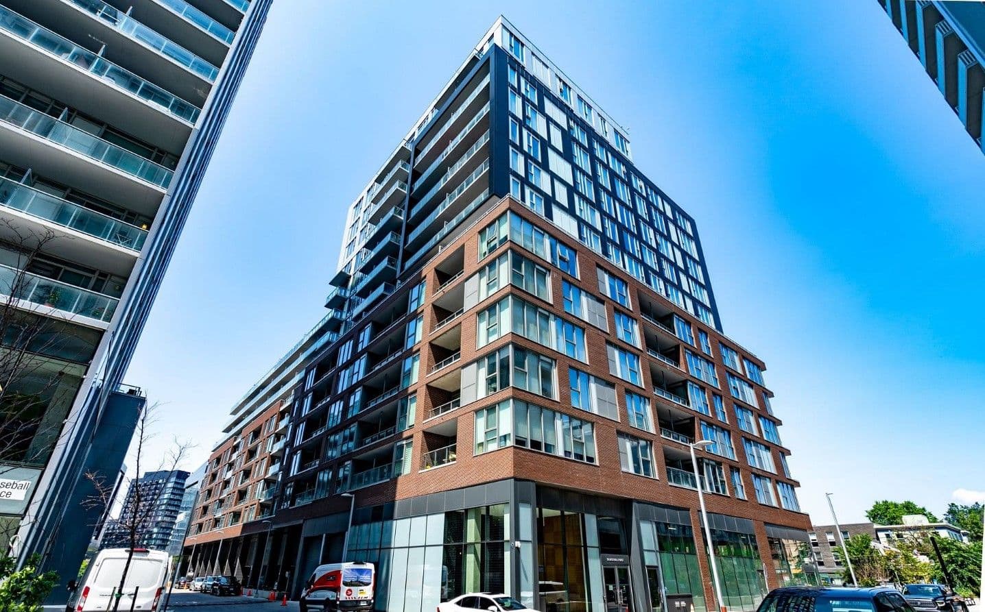 30 Baseball Place 811, Toronto E01, ON M4M 0E8