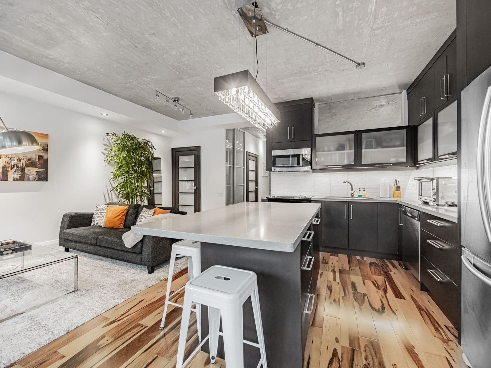 50 Camden Street 405, Toronto C01, ON M5V 3N1